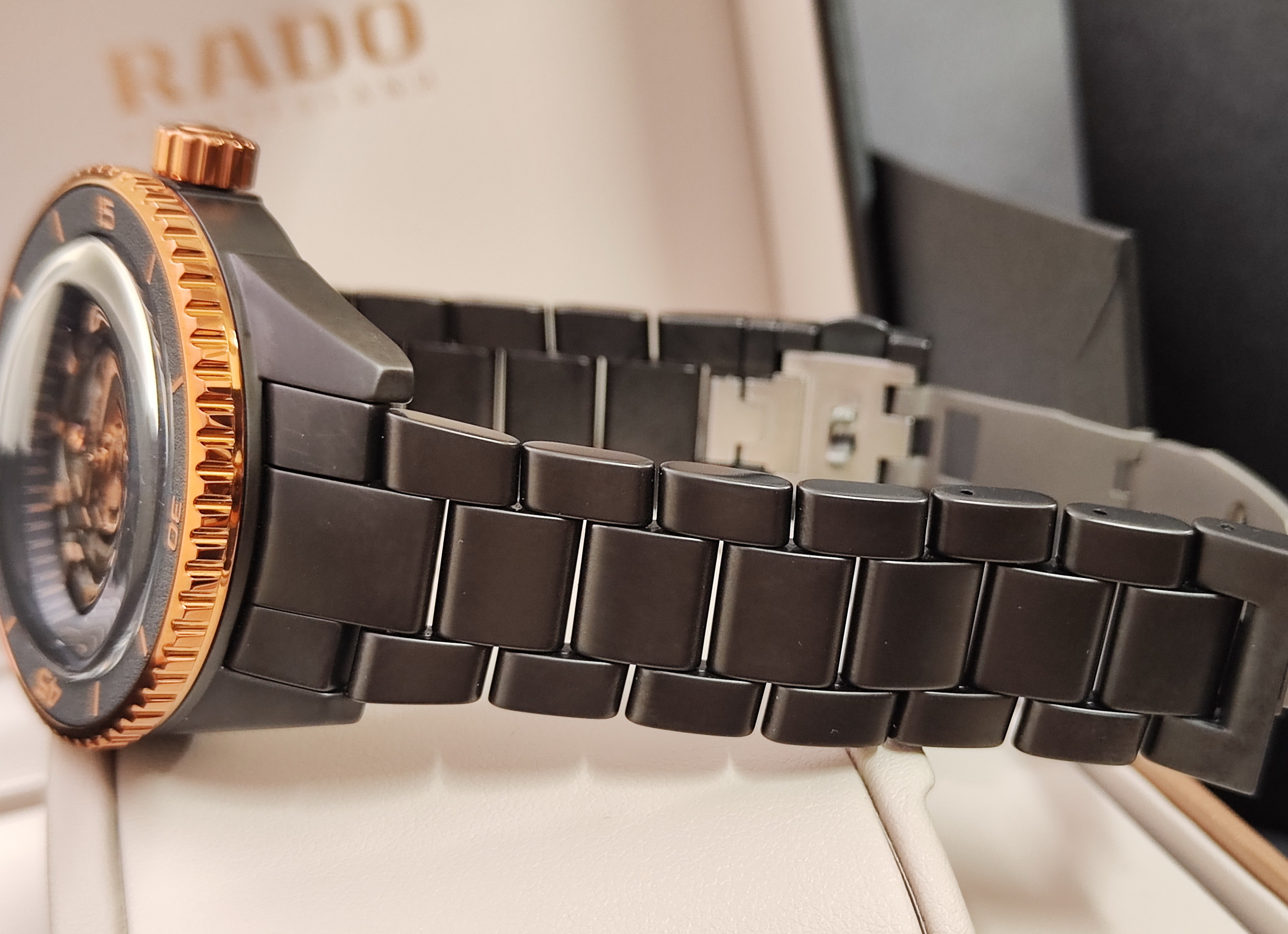 雷達 RADO 庫克船長 鏤空面盤 大錶徑43mm 高科技啞光陶瓷 自動上鍊 抗磁 80小時動能~原廠盒單 2025AD 6