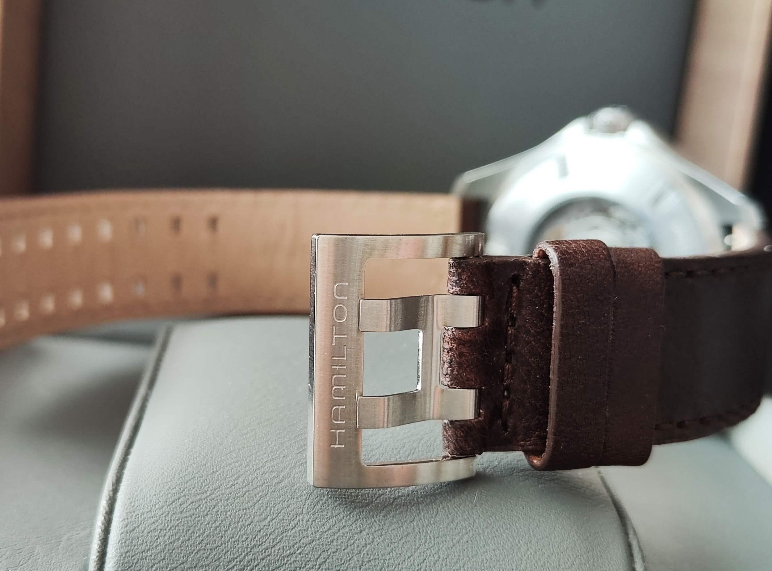 漢米爾頓 全新 卡其航空 大錶徑42mm 橄欖綠色面盤 自動上鍊~原廠盒單 2025AD 7