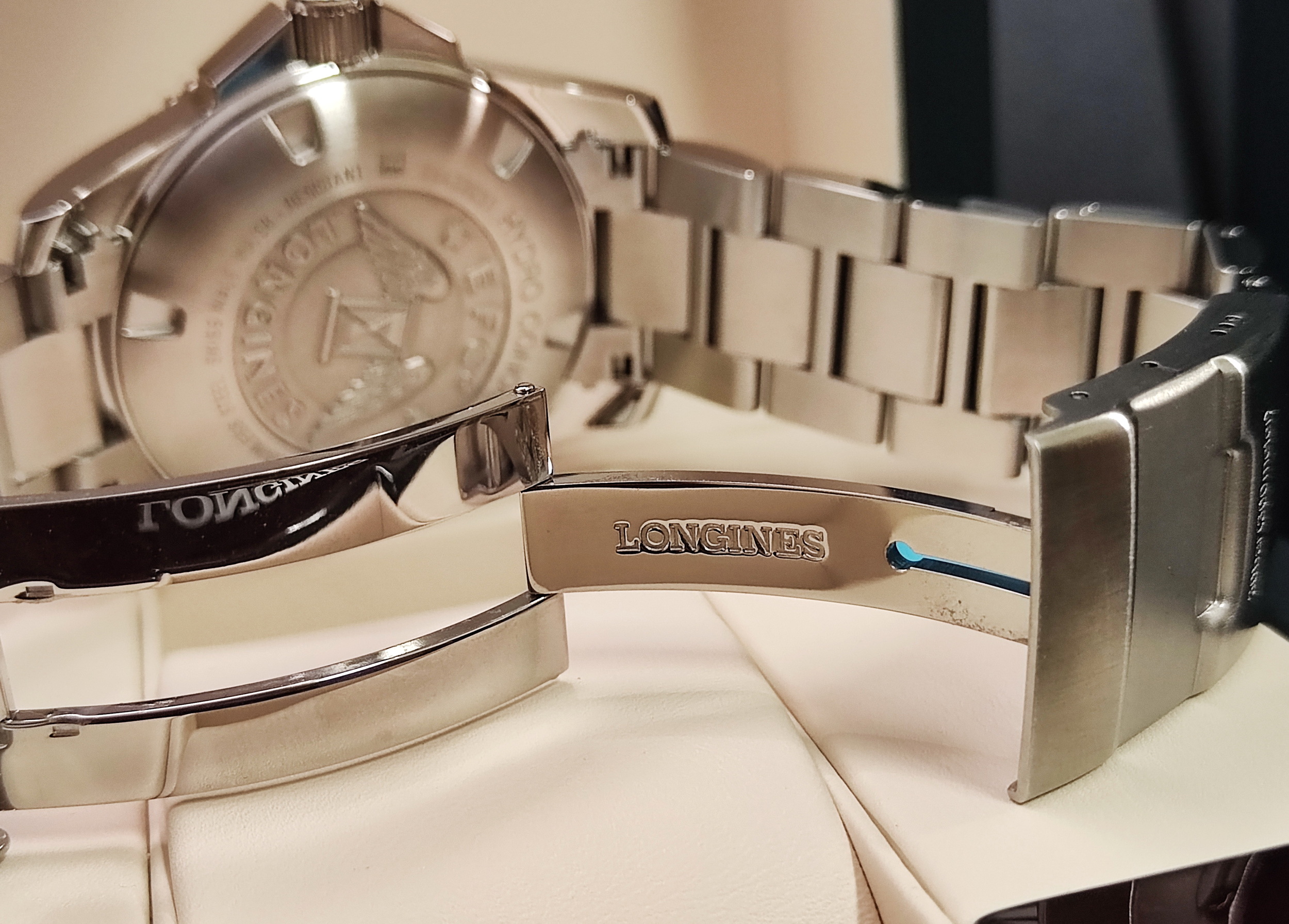 浪琴 深海征服者 大錶徑44mm 藍色鋁圈 藍色面盤 自動上鍊 浪鬼 水鬼~原廠盒單 2025AD 7