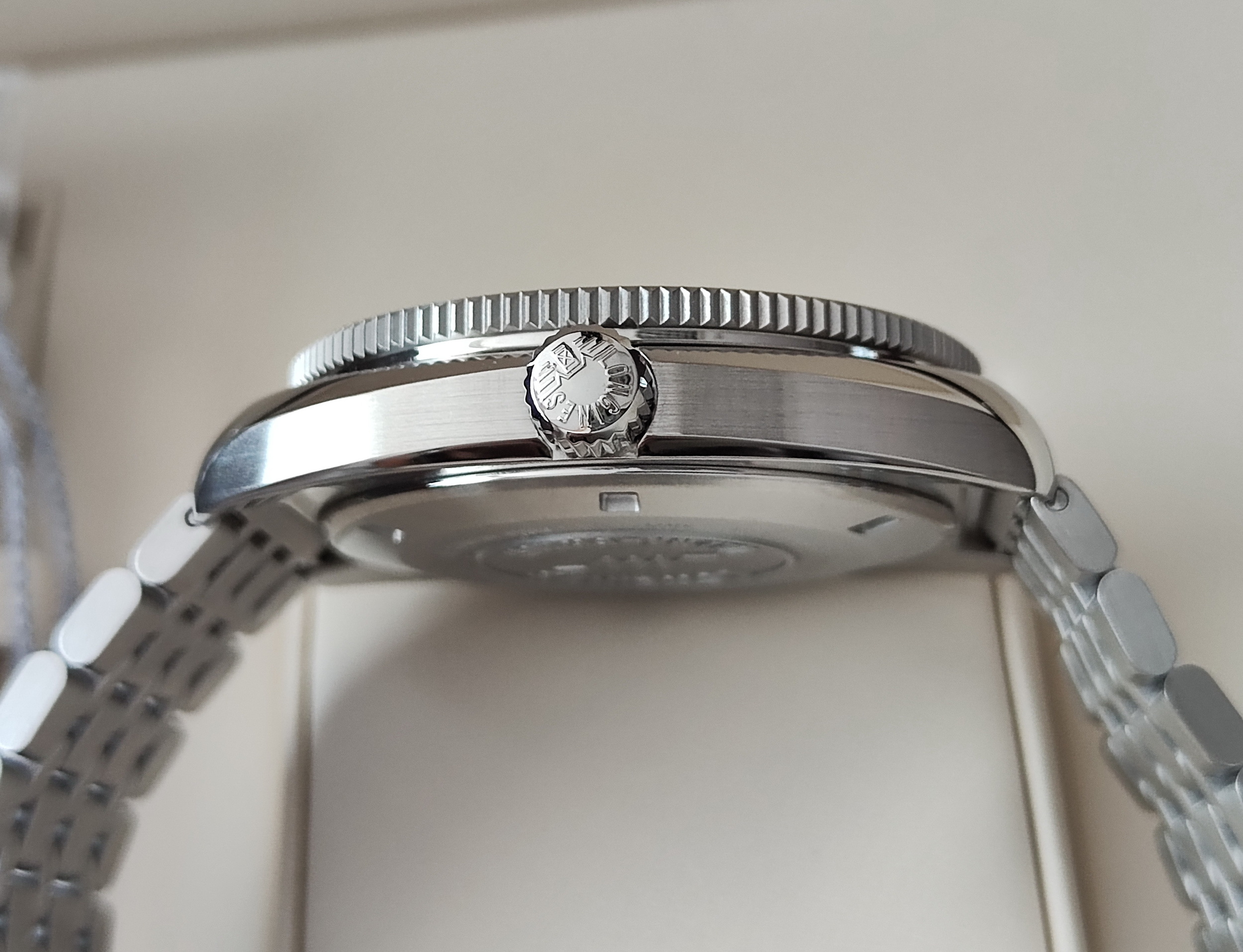 浪琴 全新 Ultra-Chron 超級天文台 大錶徑43mm 自動上鍊~原廠盒單 2025AD 5