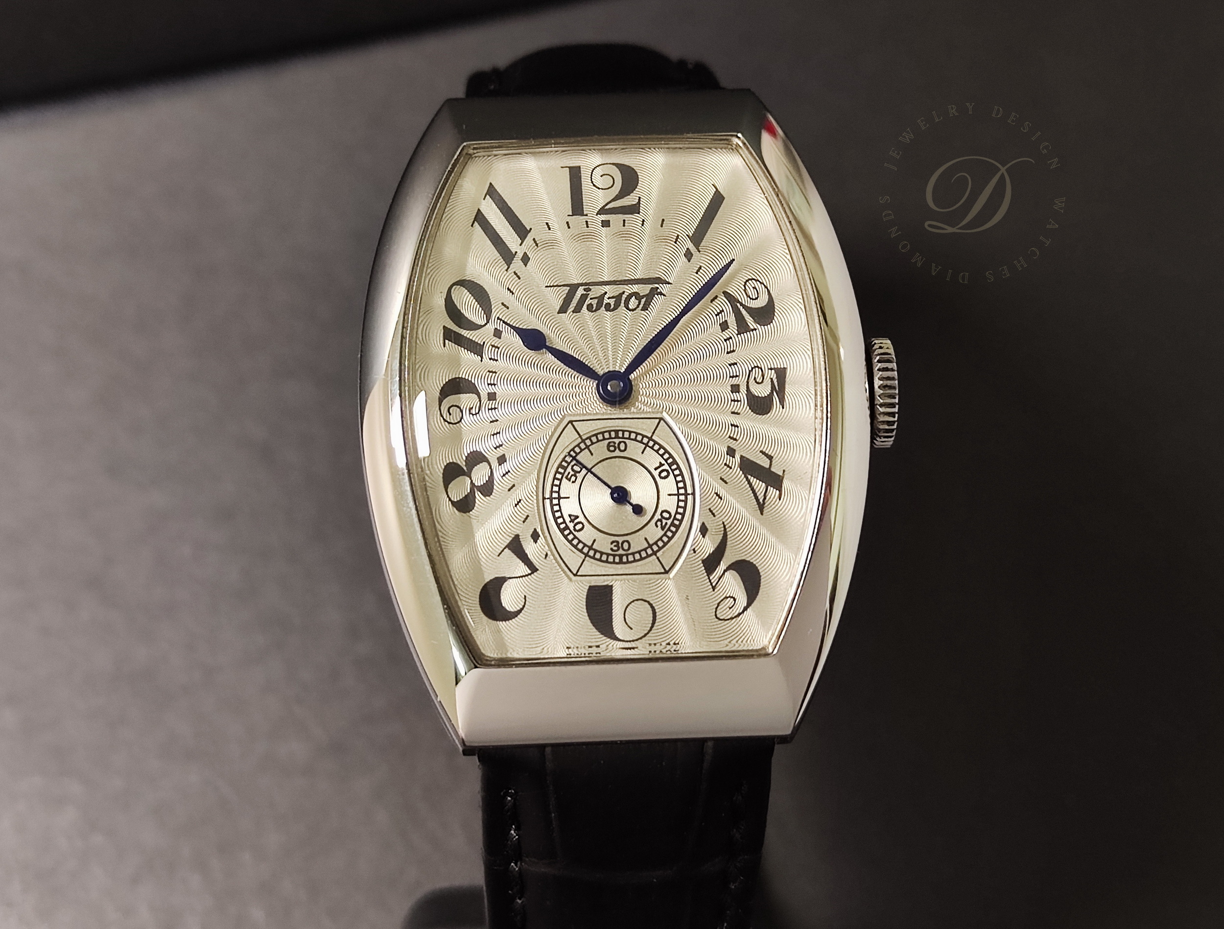 TISSOT 天梭 Porto 1925系列 酒桶型錶殼 手動上鍊 大型錶徑 全球限量款 Z190