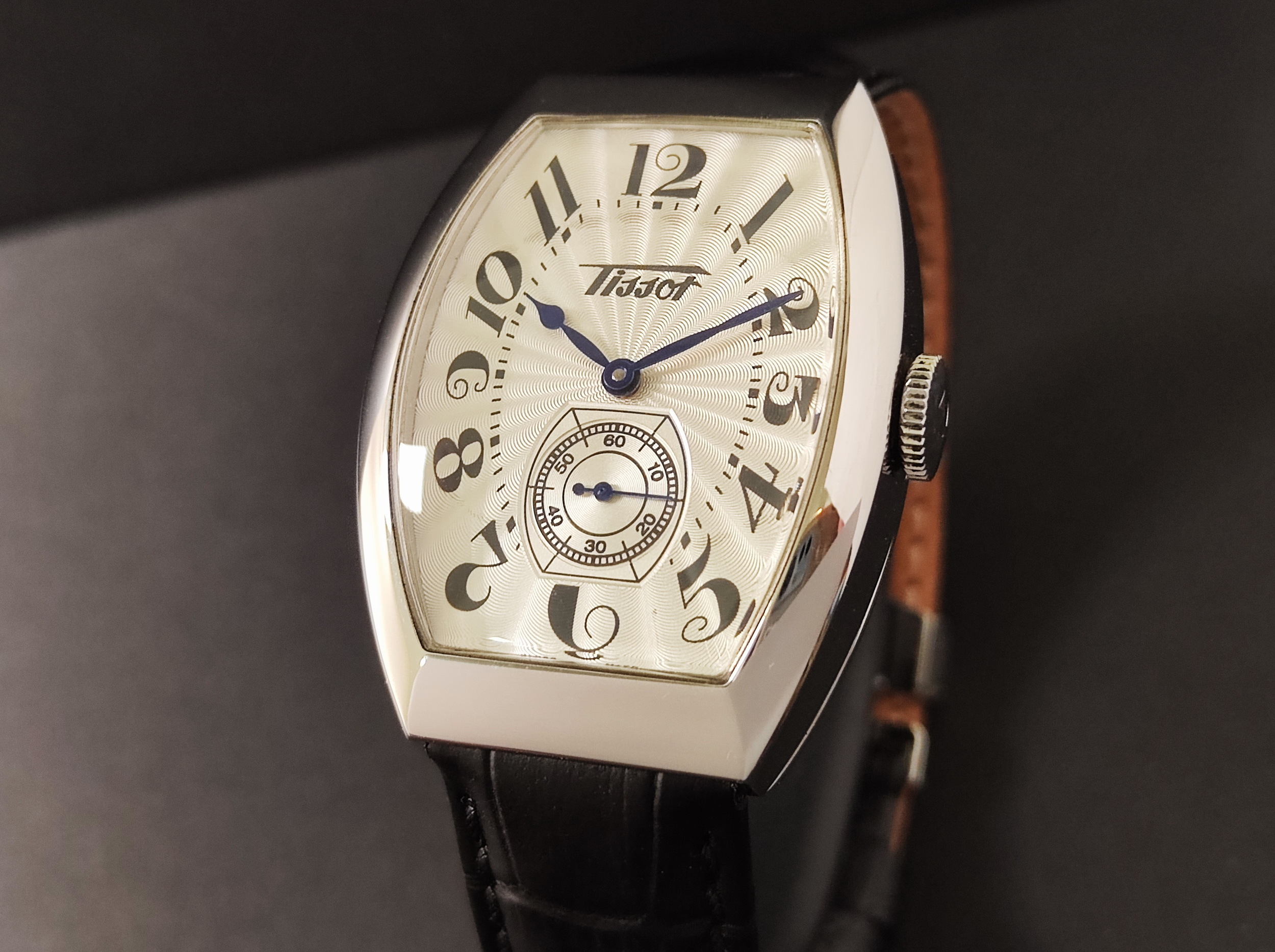 TISSOT 天梭 Porto 1925系列 酒桶型錶殼 手動上鍊 大型錶徑 全球限量款 Z190 2