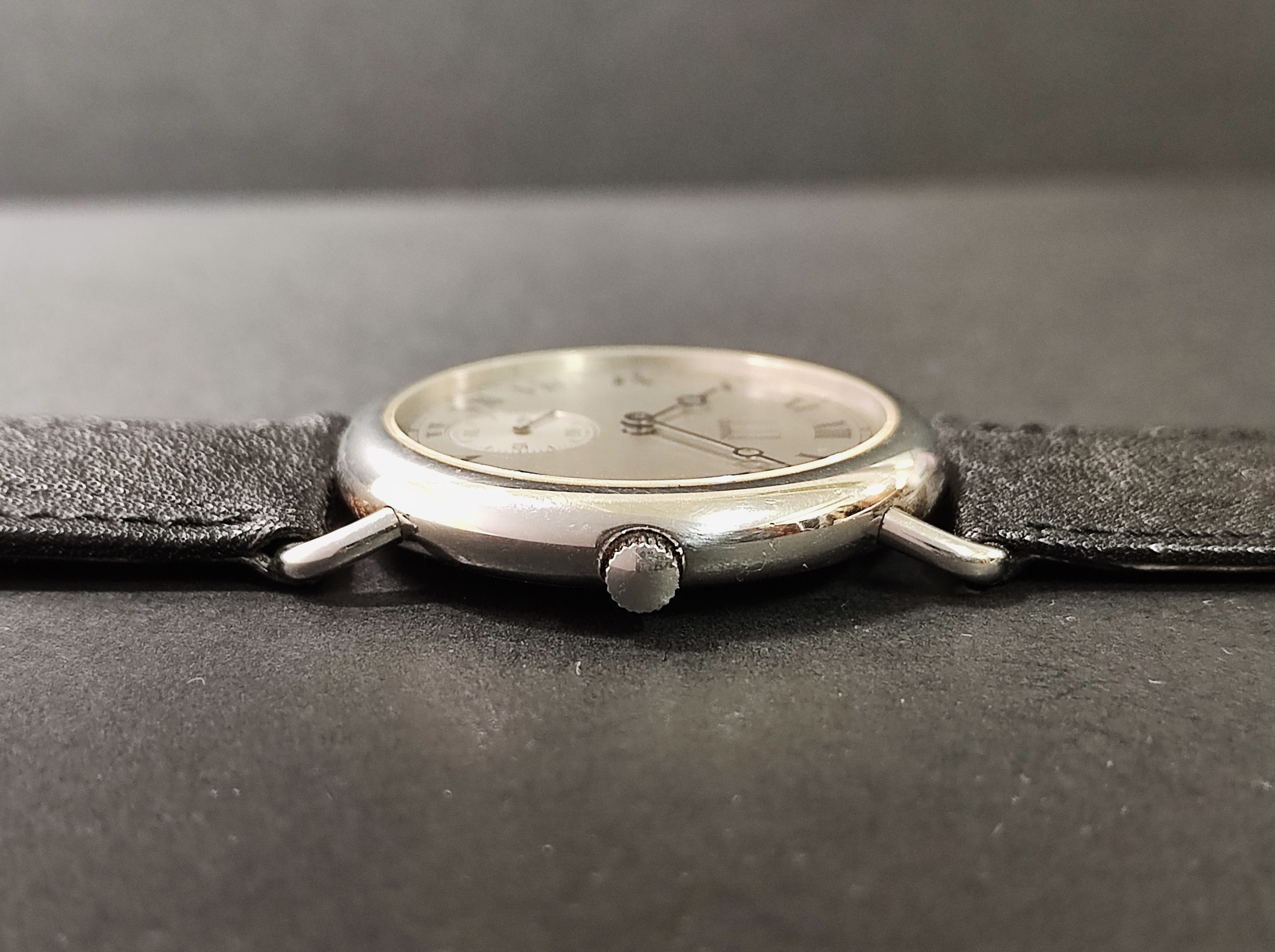 登喜路 DUNHILL 經典機械腕錶 羅馬數字 錶徑33mm 手動上鍊~原廠盒單 珍藏釋出 4