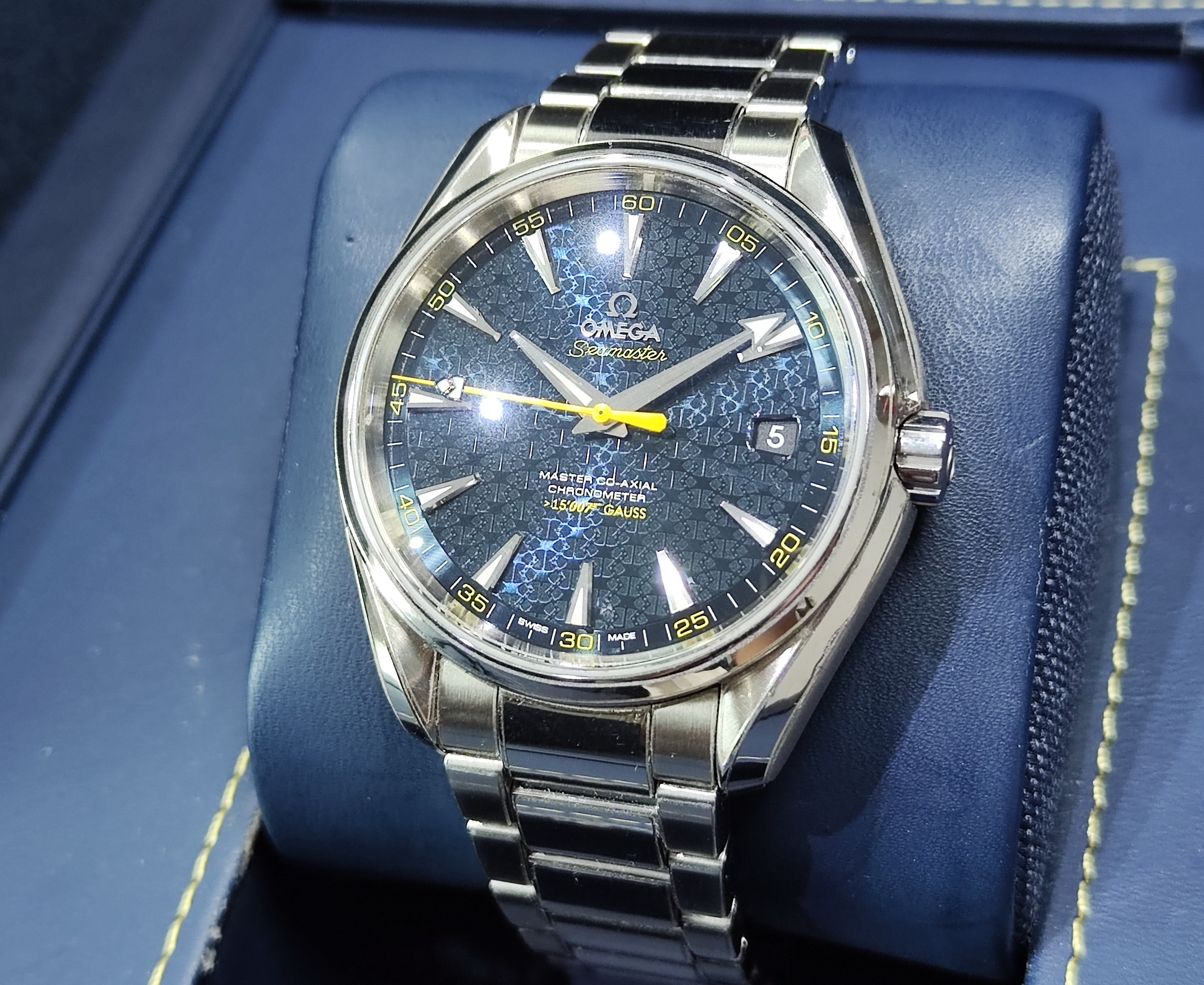 OMEGA 海馬 Aqua Terra 詹姆斯龐德 007限量款 大錶徑41.5mm 原廠鋼帶+原廠編織帶 抗磁錶殼~原廠盒單 龐德徽章 4