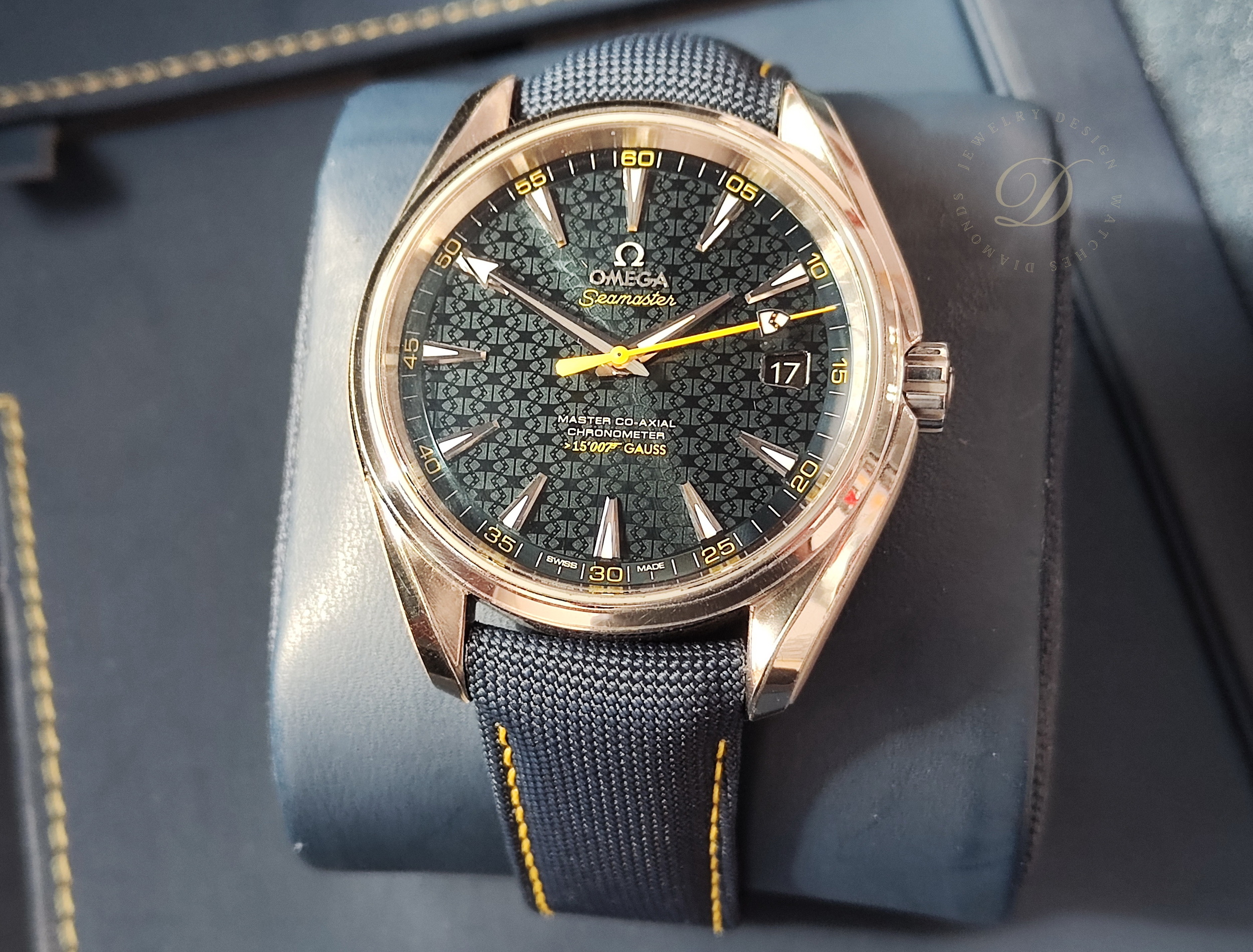 OMEGA 海馬 Aqua Terra 詹姆斯龐德 007限量款 大錶徑41.5mm 原廠鋼帶+原廠編織帶 抗磁錶殼~原廠盒單 龐德徽章