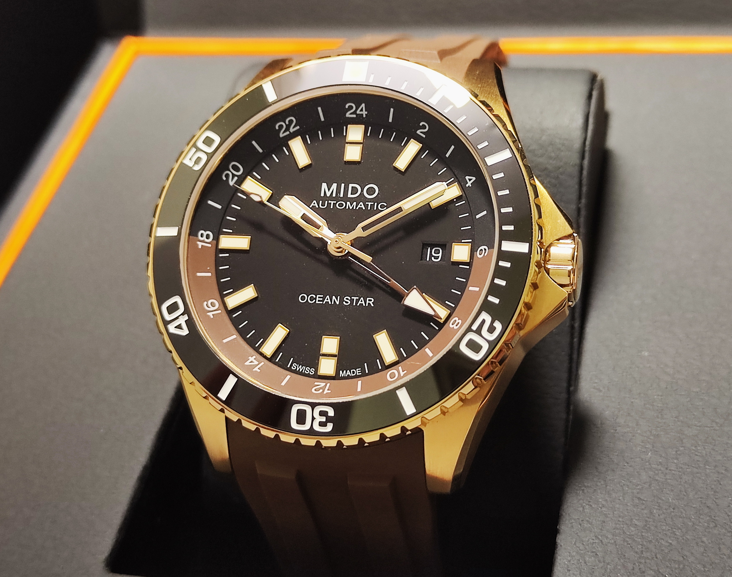 美度 MIDO 全新 海洋之星 金色PVD 大錶徑44mm 自動上鍊 GMT 兩地時間~原廠盒單 2025AD 2