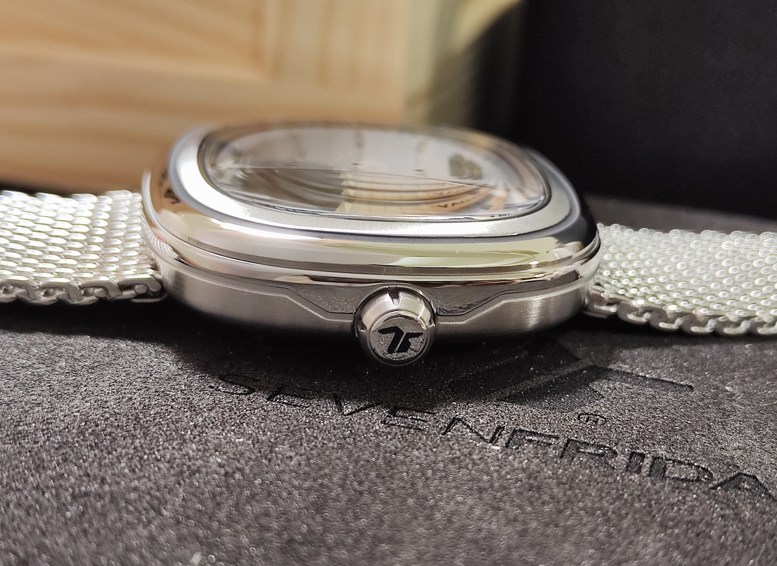 SEVENFRIDAY 全新 PG1/01M 自動上鍊 GMT 雙時區 原廠米蘭帶~原廠盒單 2025AD 5