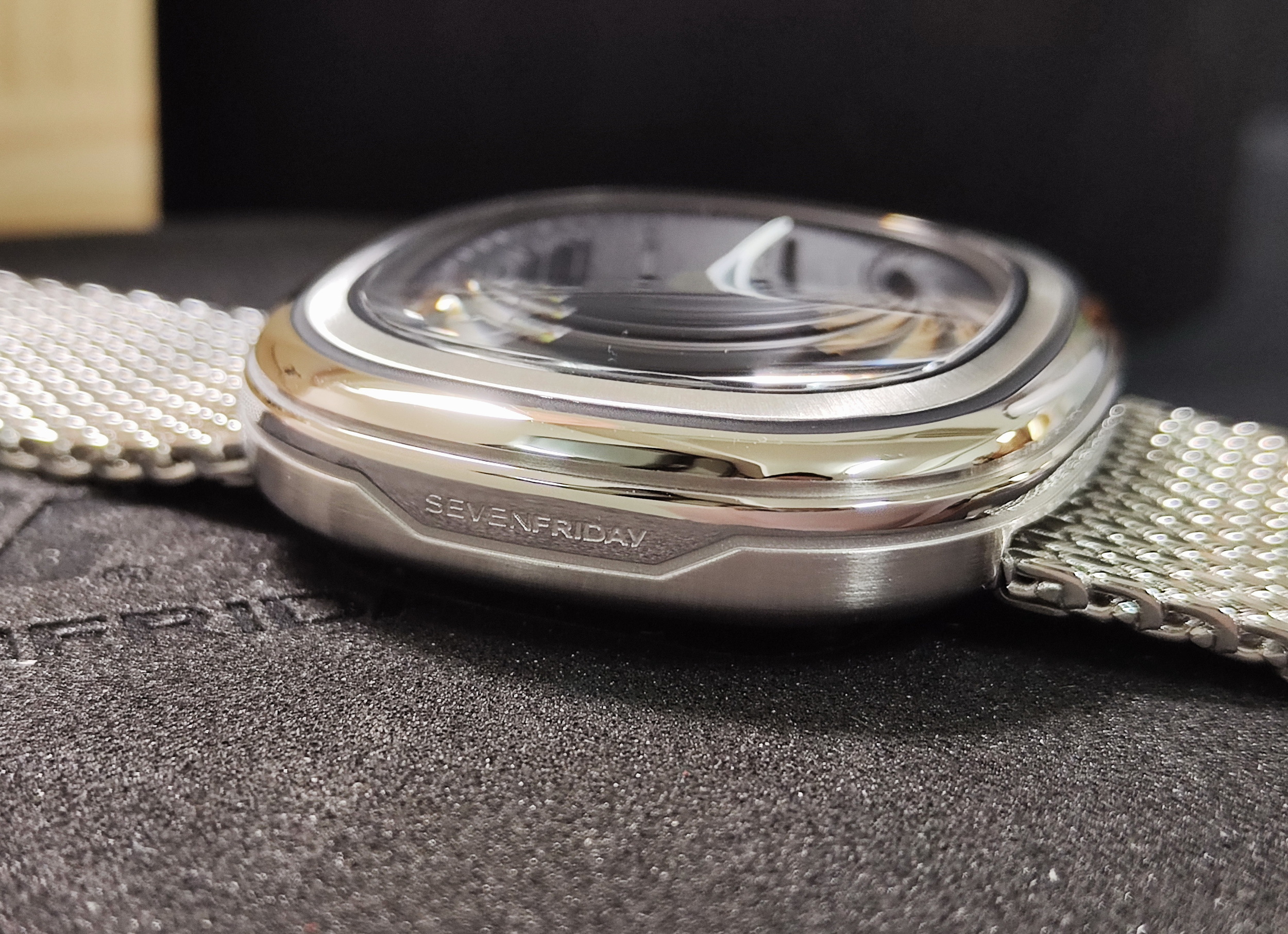 SEVENFRIDAY 全新 PG1/01M 自動上鍊 GMT 雙時區 原廠米蘭帶~原廠盒單 2025AD 7