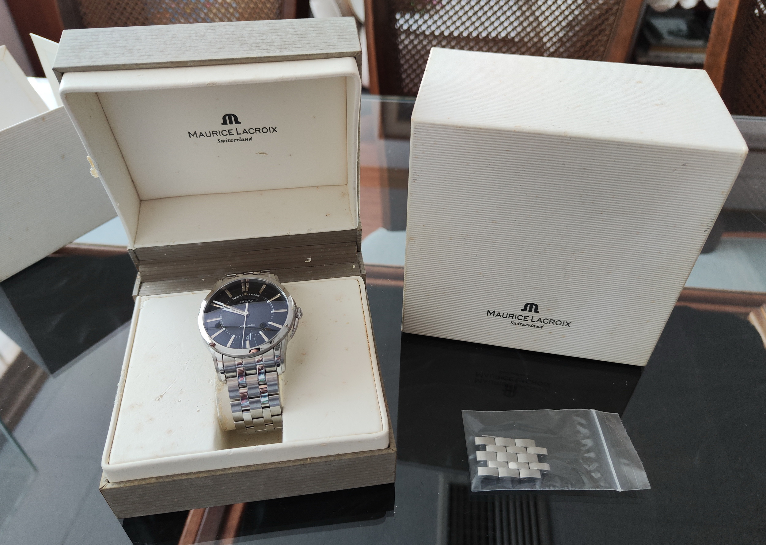 艾美 奔濤系列 黑色面盤 錶徑40mm 自動上鍊 原廠鋼帶 PT6158~原廠盒裝 9