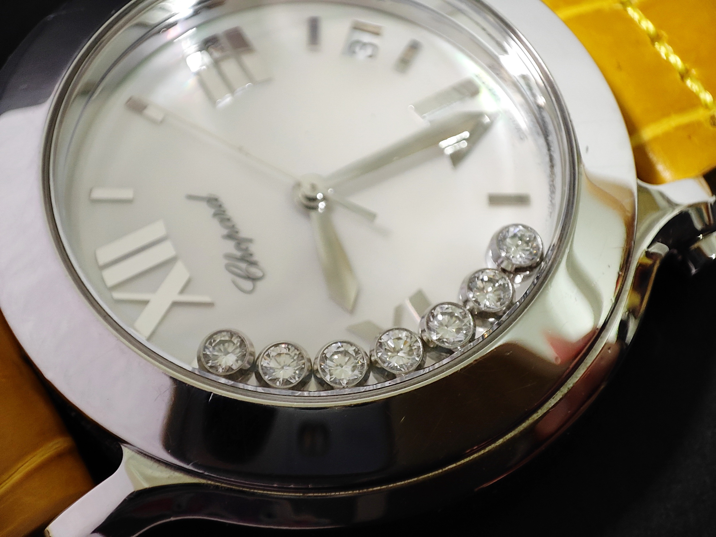 蕭邦 CHOPARD 快樂鑽 白色珍珠母貝面盤 錶徑36mm 石英機芯 原鑲7顆跑鑽~原廠盒單 國內AD 3