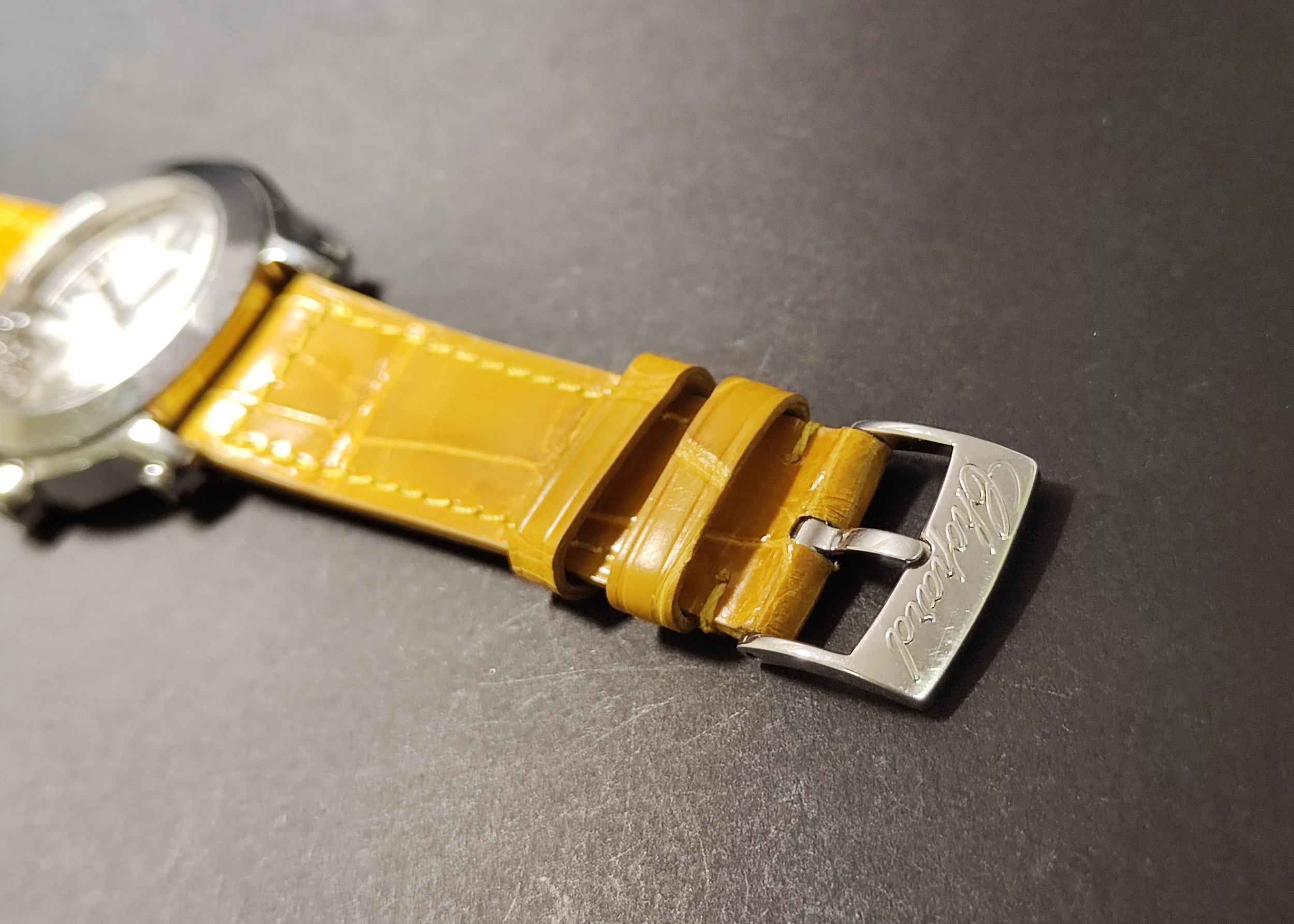 蕭邦 CHOPARD 快樂鑽 白色珍珠母貝面盤 錶徑36mm 石英機芯 原鑲7顆跑鑽~原廠盒單 國內AD 7