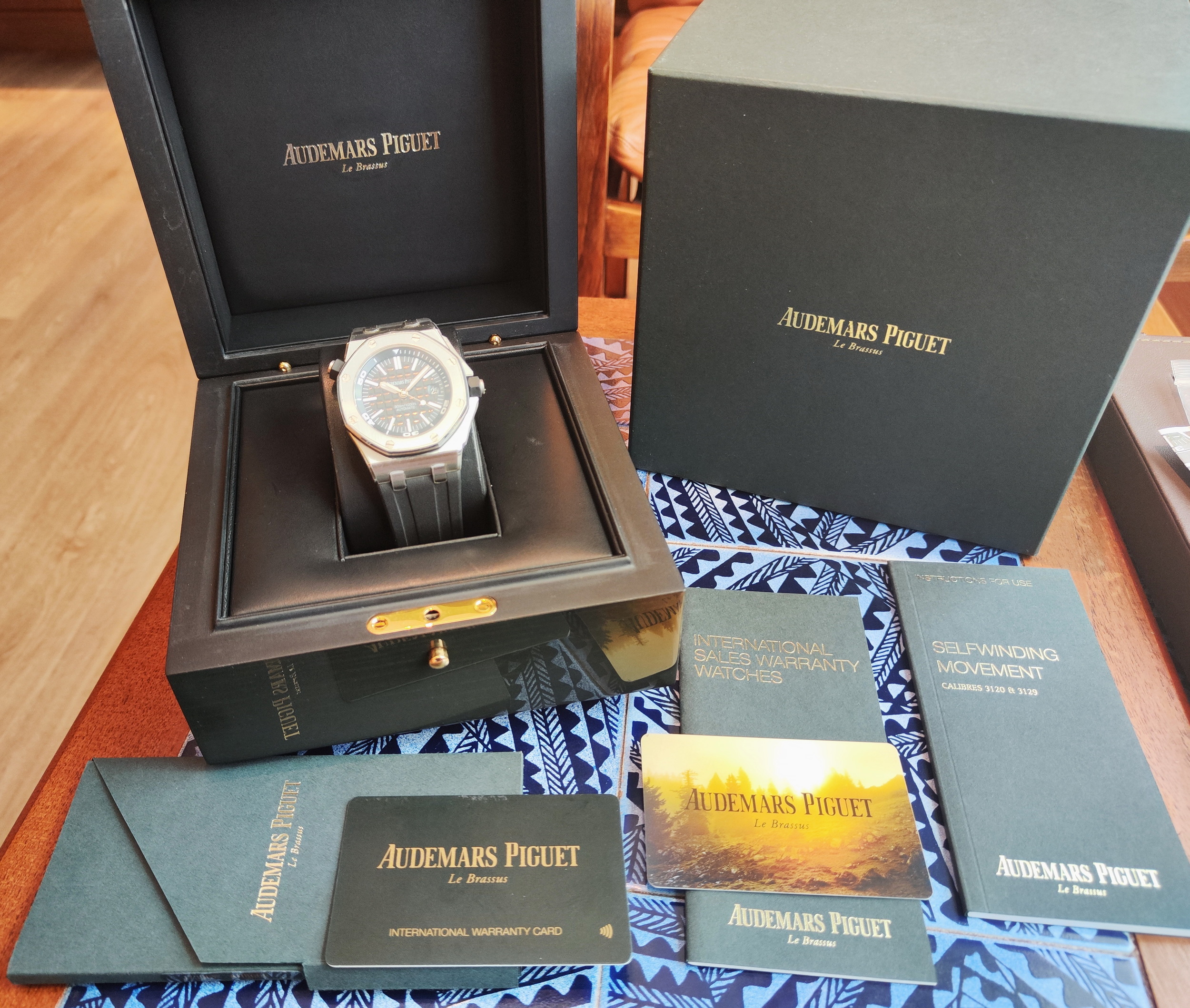 愛彼 AP 皇家橡樹 15710 大錶徑42mm 自動上鍊 透明底蓋 透背~原廠盒單 Offshore Diver 9