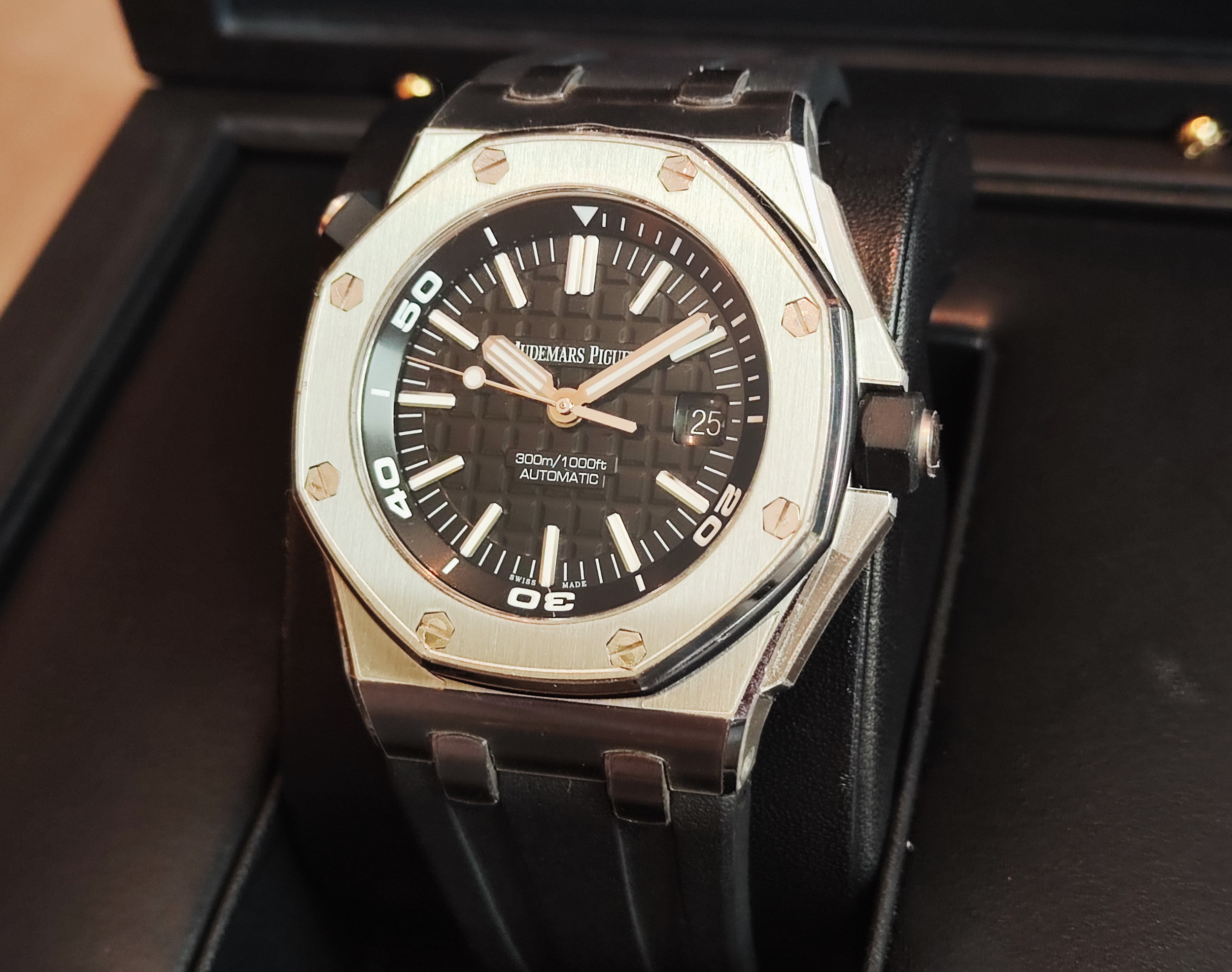 愛彼 AP 皇家橡樹 15710 大錶徑42mm 自動上鍊 透明底蓋 透背~原廠盒單 Offshore Diver 2