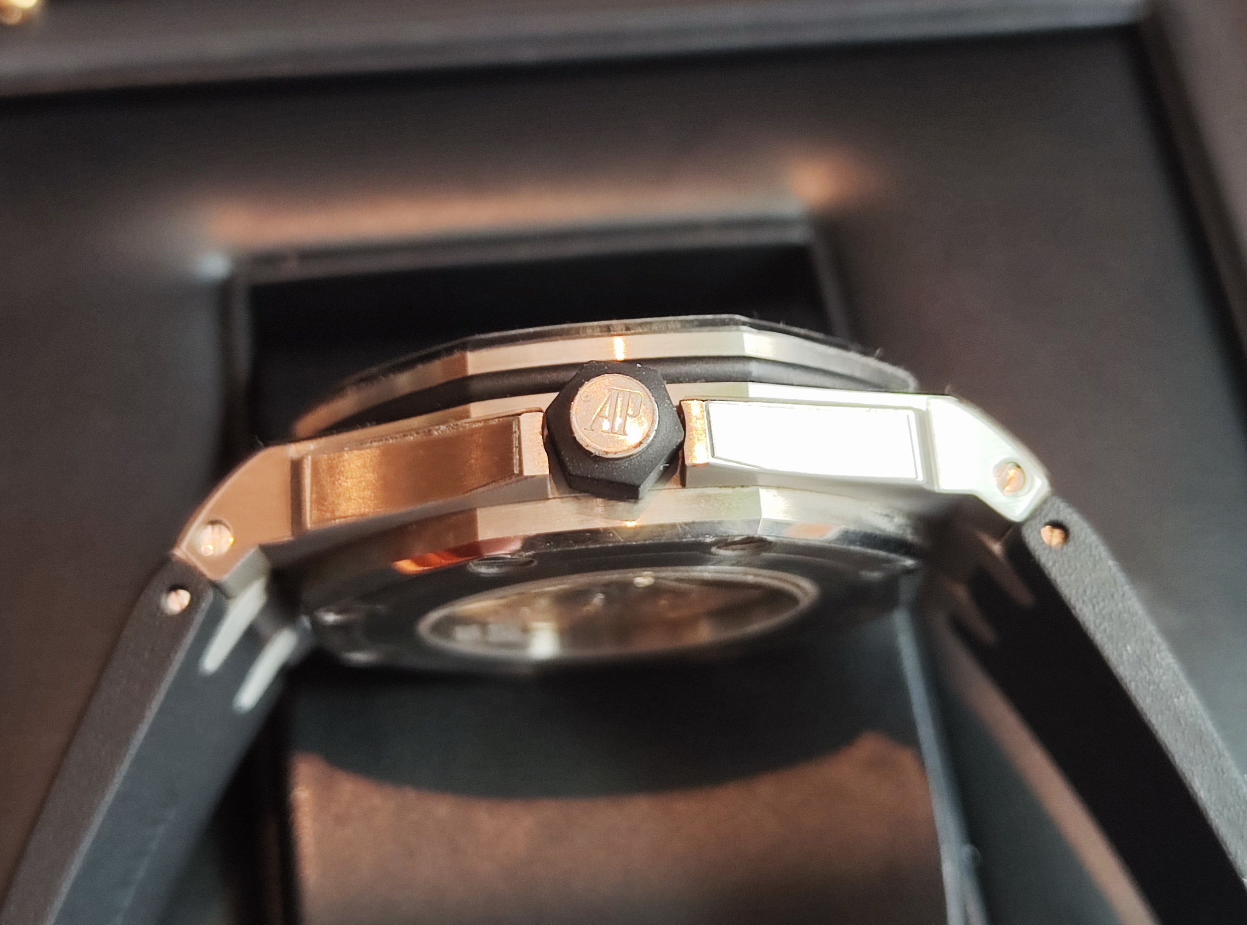 愛彼 AP 皇家橡樹 15710 大錶徑42mm 自動上鍊 透明底蓋 透背~原廠盒單 Offshore Diver 4