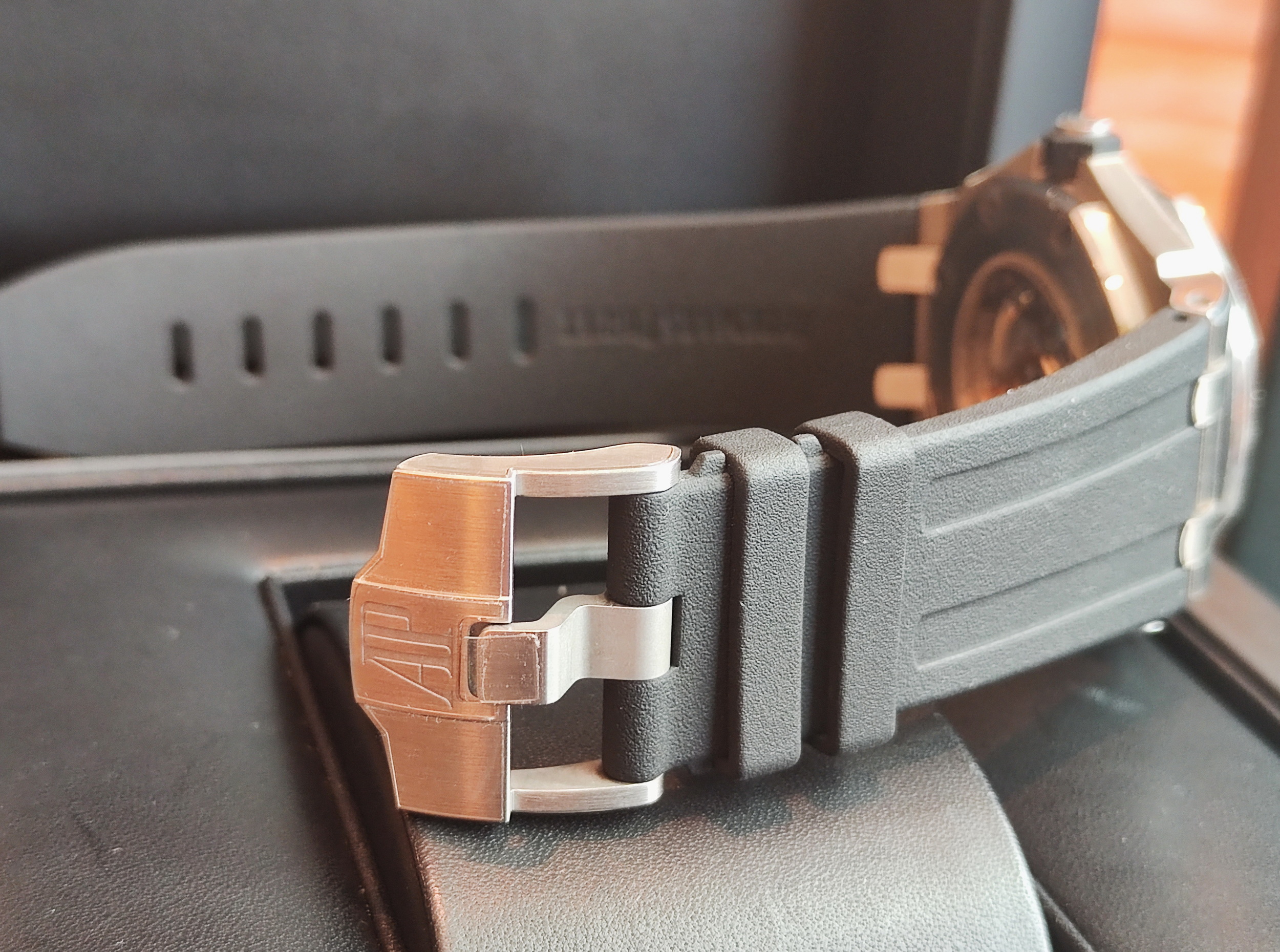 愛彼 AP 皇家橡樹 15710 大錶徑42mm 自動上鍊 透明底蓋 透背~原廠盒單 Offshore Diver 8