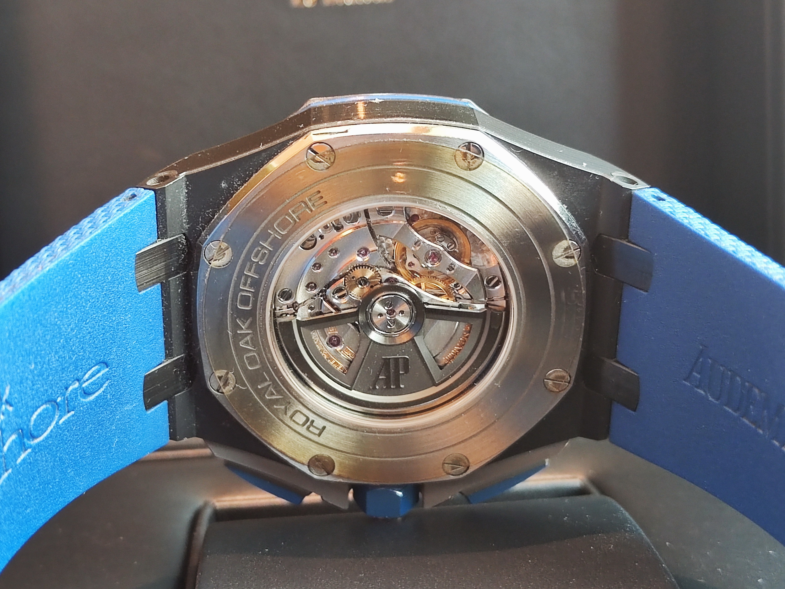 愛彼 AP 皇家橡樹 26405CE 藍/黑色陶瓷 煙燻藍面 大錶徑44mm 自動上鍊 計時功能~原廠盒單 5