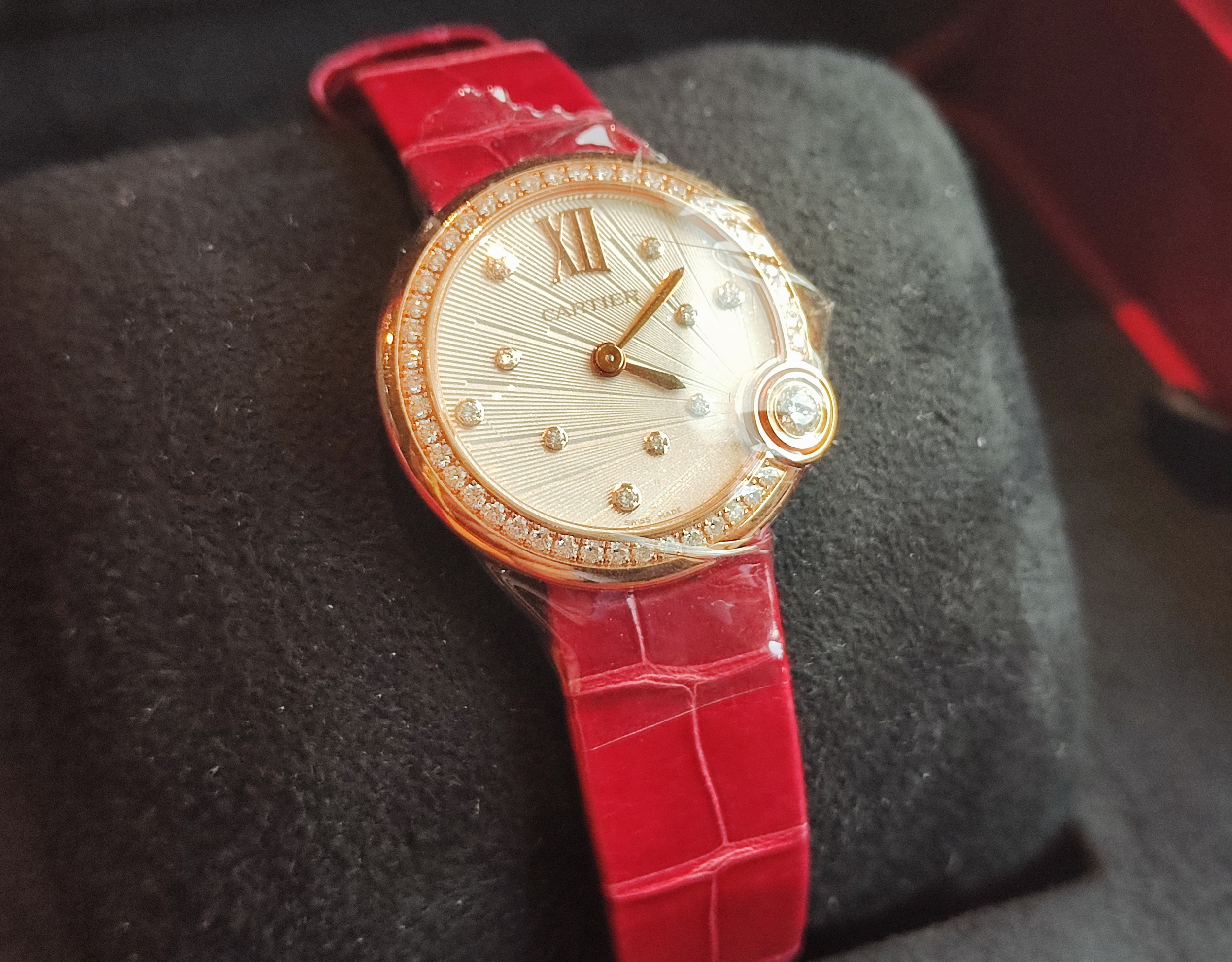 卡地亞 CARTIER 近新 玫瑰金 原鑲鑽錶 錶徑30mm 原裝石英機芯 白氣球~原廠盒單 2023 3