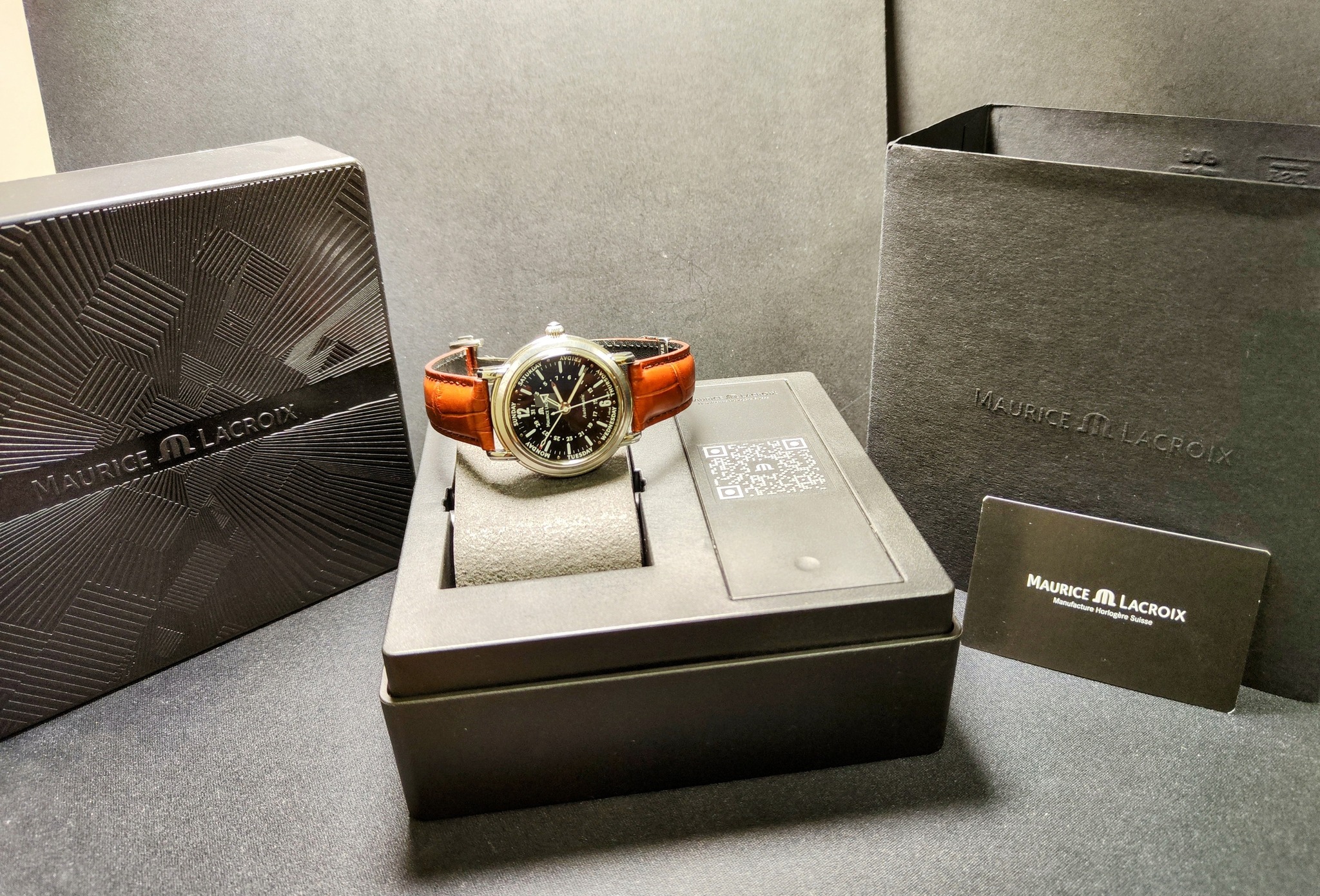 艾美 五針同軸 自動上鍊 錶徑40mm 機械錶~原廠盒單 MAURICE LACROIX 8