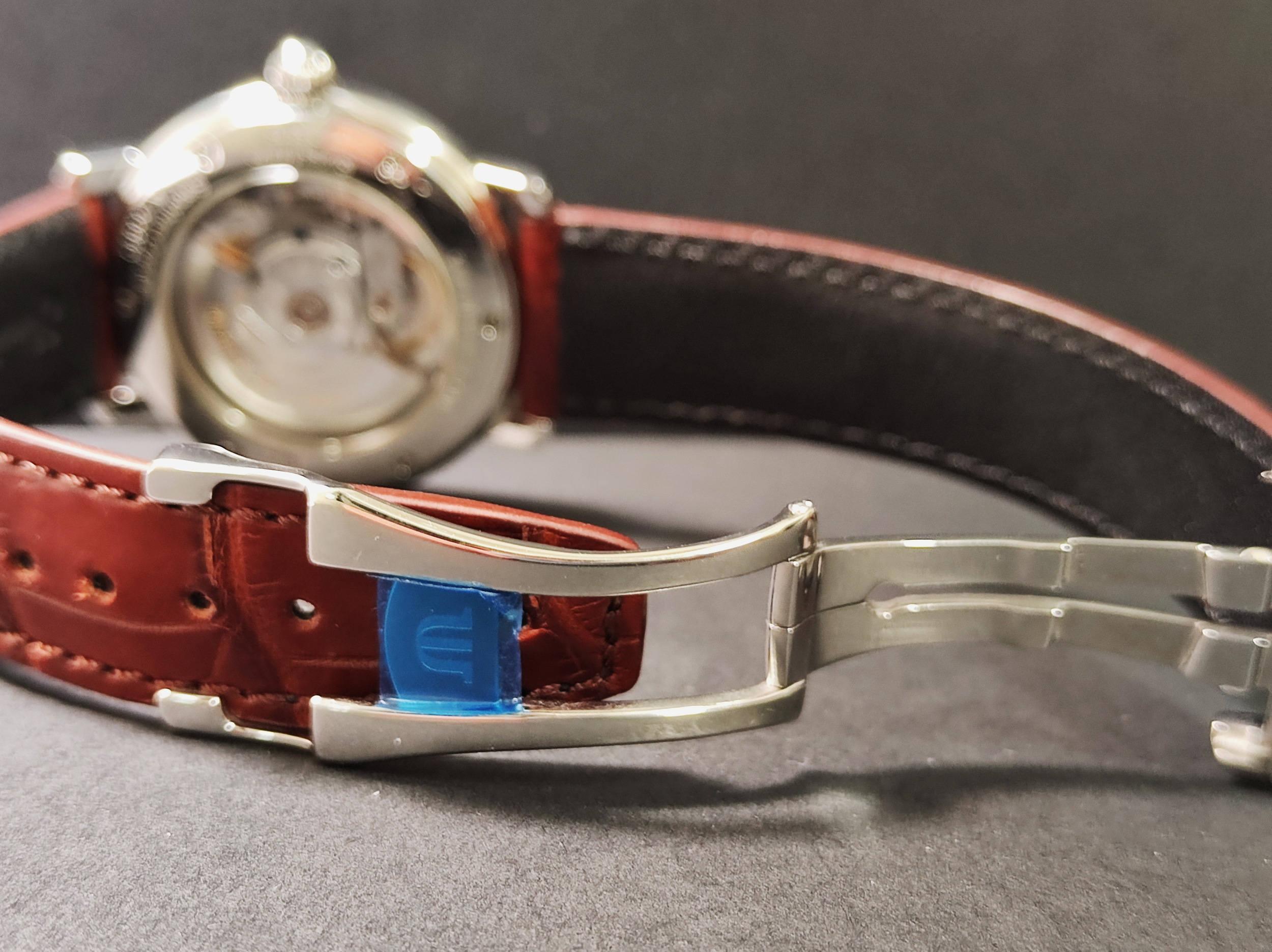 艾美 五針同軸 自動上鍊 錶徑40mm 機械錶~原廠盒單 MAURICE LACROIX 6