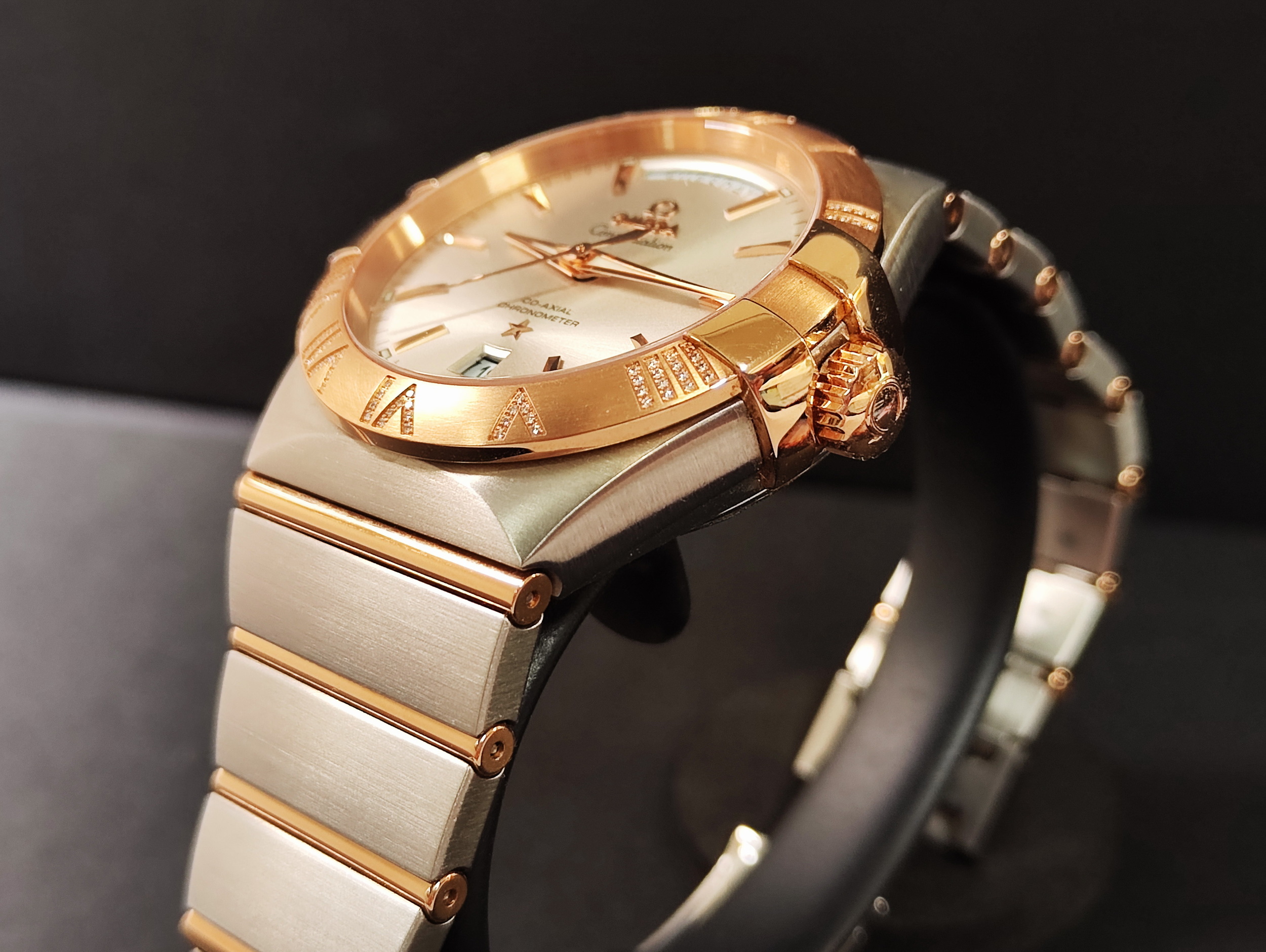 OMEGA 星座系列 雙鷹 原鑲鑽圈 半玫瑰金 錶徑38mm 自動上鍊 Double Eagle~原廠盒單 4