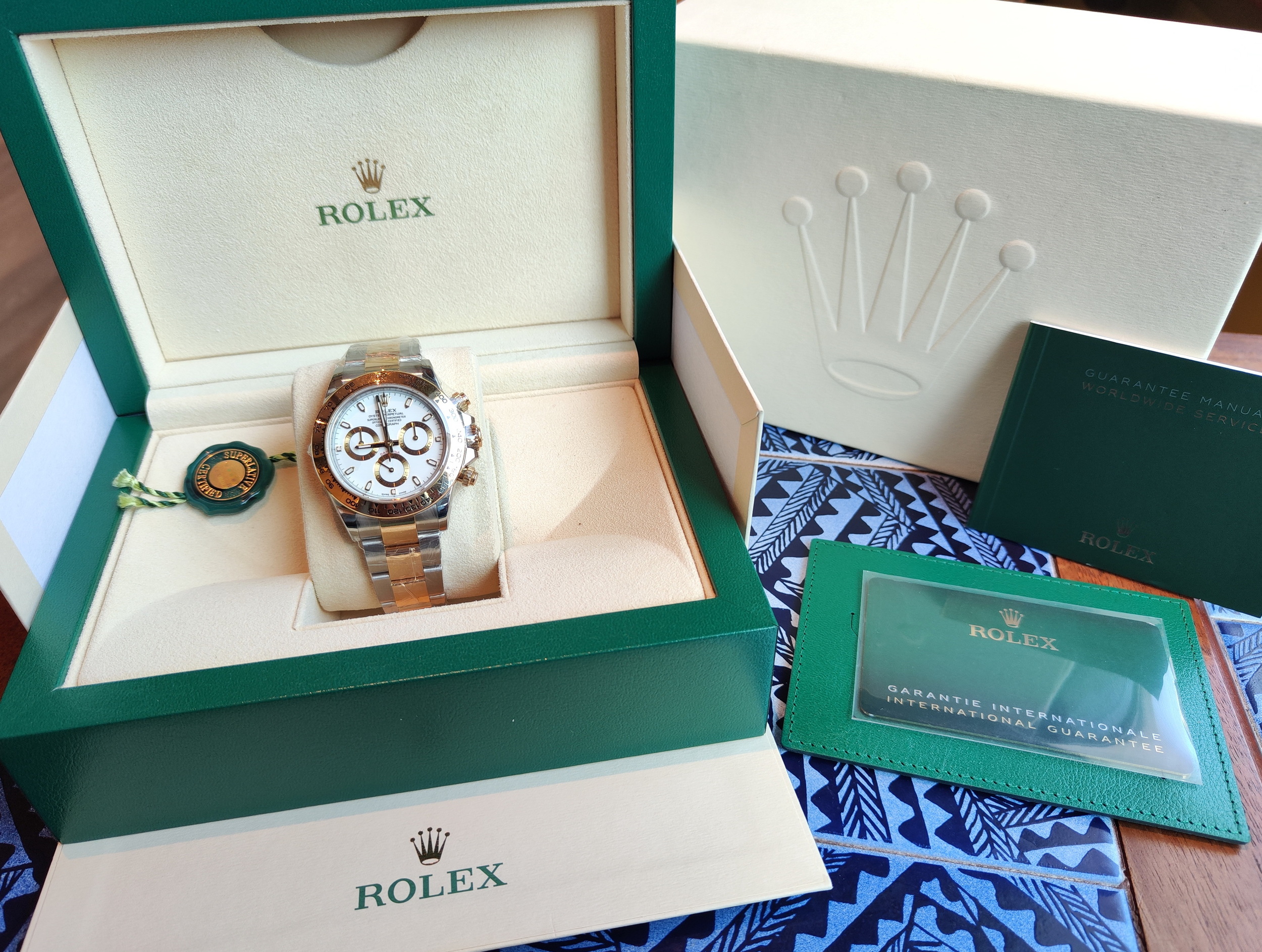 勞力士 116503 半金白 迪通納 錶徑40mm 計時功能 DAYTONA 自動上鍊~原廠盒單 2022 9