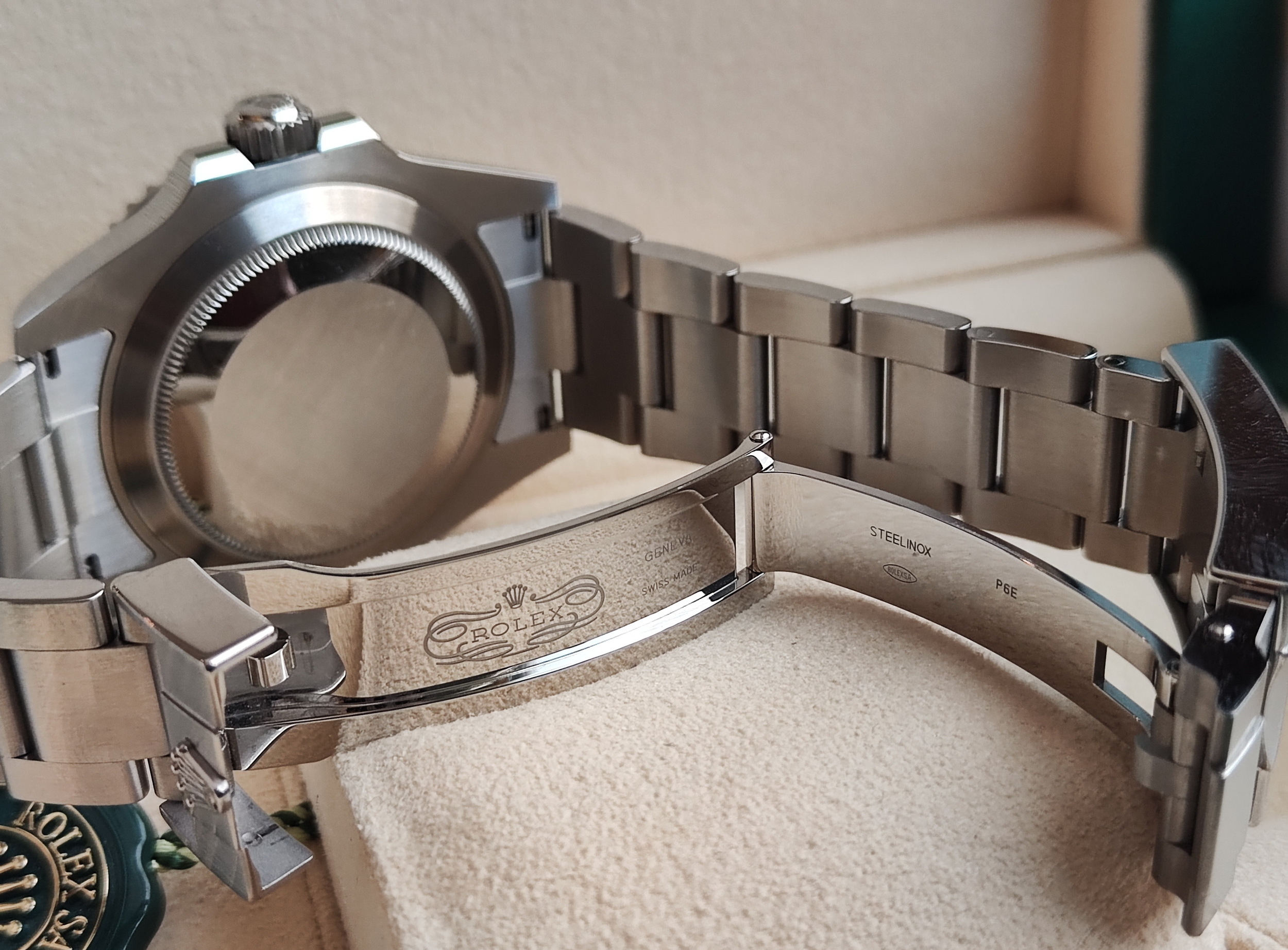 勞力士 124060 無曆 黑水鬼 大錶徑41mm 自動上鍊 陶瓷圈~原廠盒單 2025近新 114060可參考 5