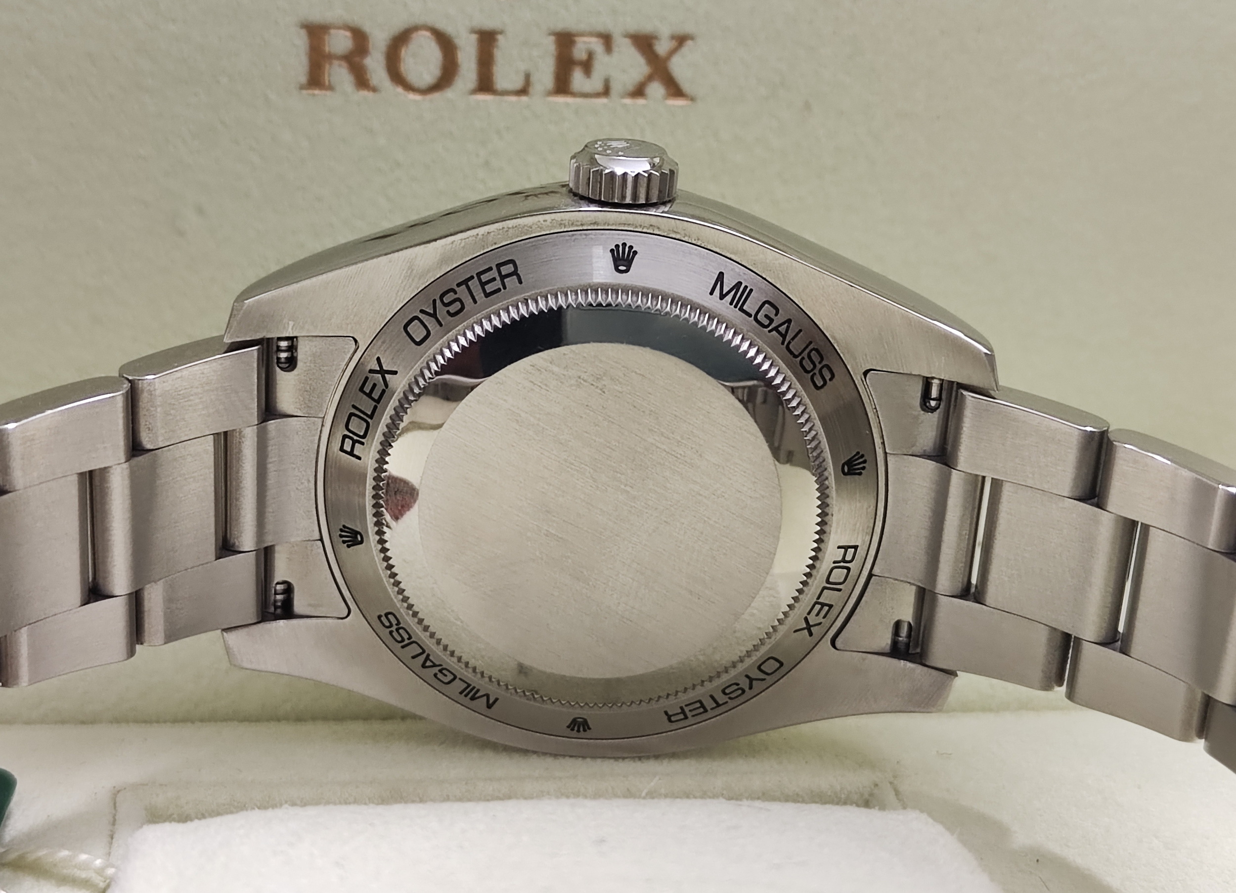 勞力士 Milgauss 高抗磁 116400 錶徑40mm 自動上鍊 橘色閃電針 116400GV~原廠盒單 2013 5