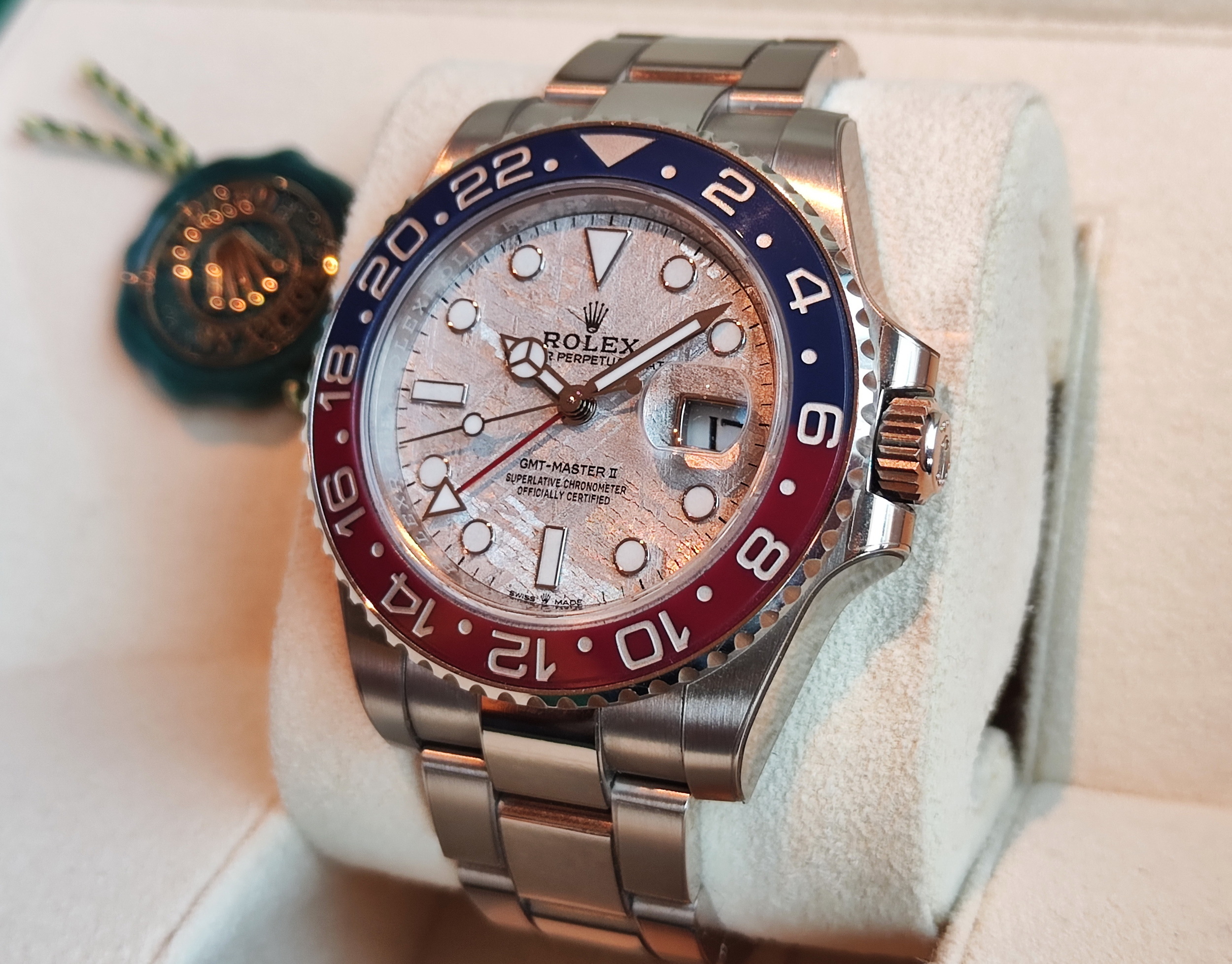 勞力士 126719 白金 隕石面 紅藍圈 百事圈 錶徑40mm 兩地時間 GMT 雙色陶瓷圈 近新~原廠盒單 2024 3