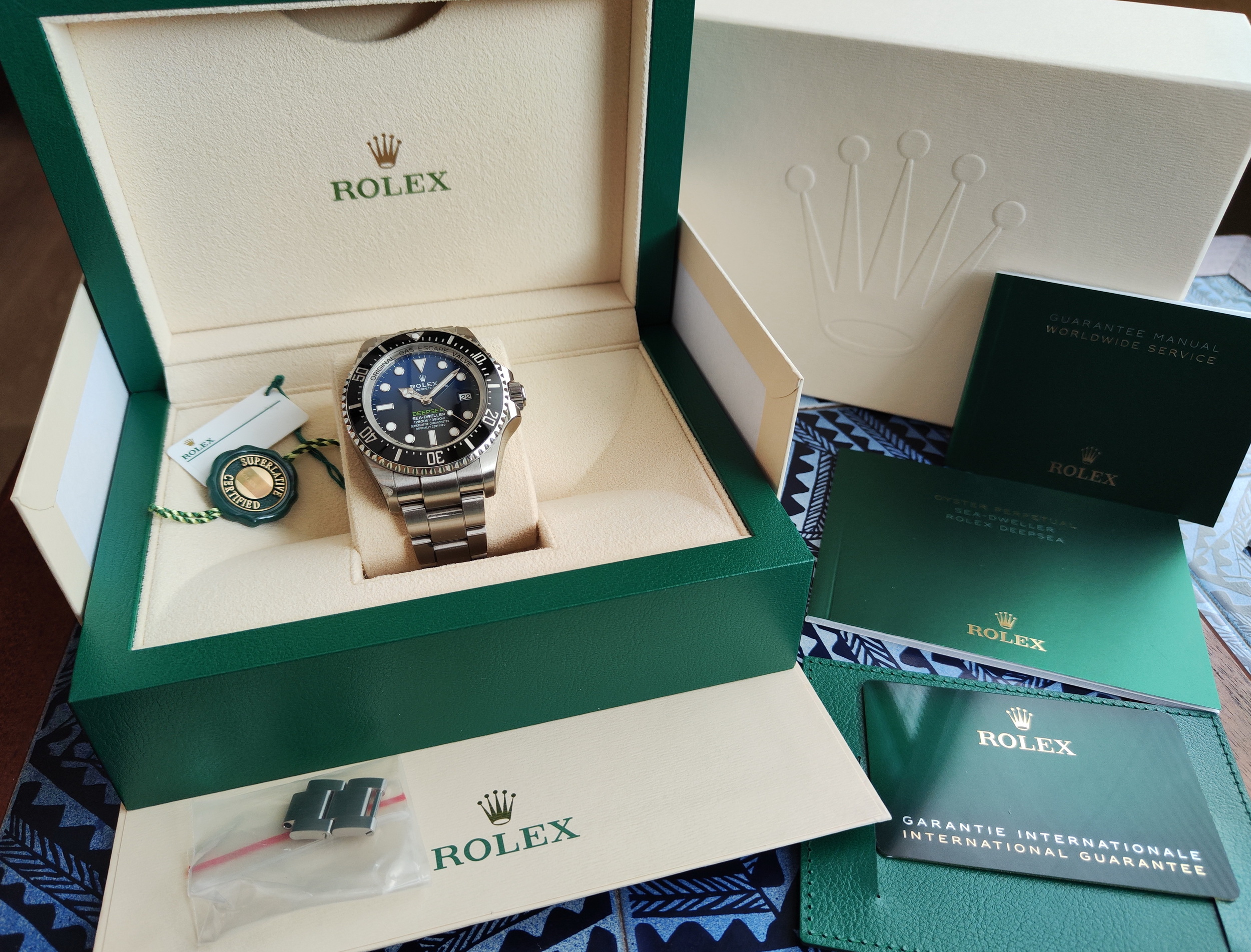 勞力士 136660DB 漸藍 水鬼王 大錶徑44mm 自動上鍊 黑水鬼 136660~原廠盒單 2023 126660參考 8