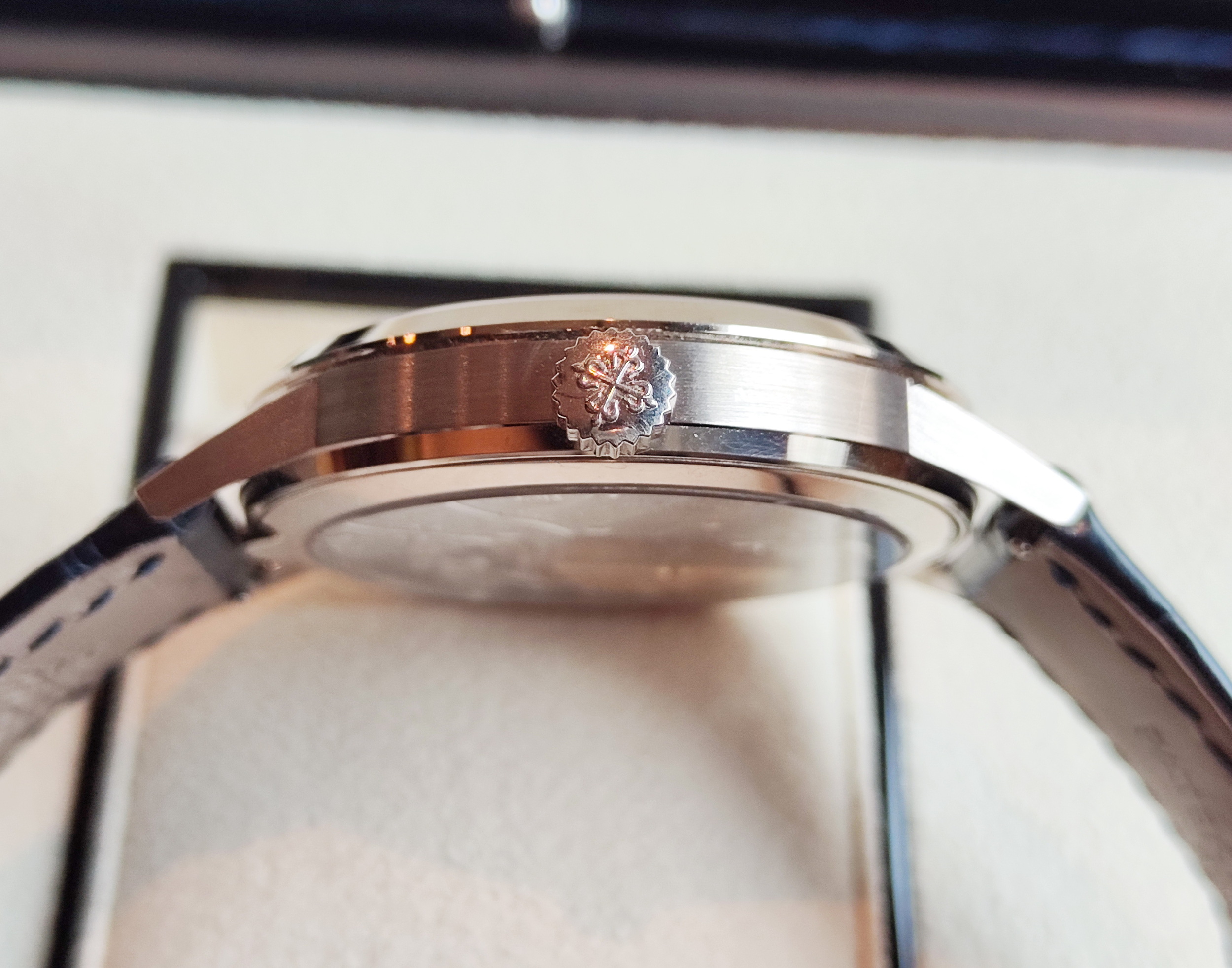 PP 百達翡麗 5235G-001 三針一線 銀灰色面盤 錶徑40.5mm 年曆腕錶~原廠盒單 5235 4