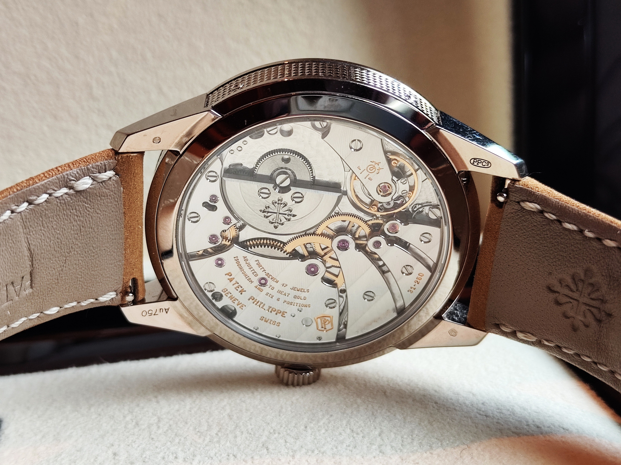 PP 百達翡麗 5326G 年曆 兩地時間 錶徑41mm 岩灰色紋理漸層面盤 18K白金~原廠盒單 5