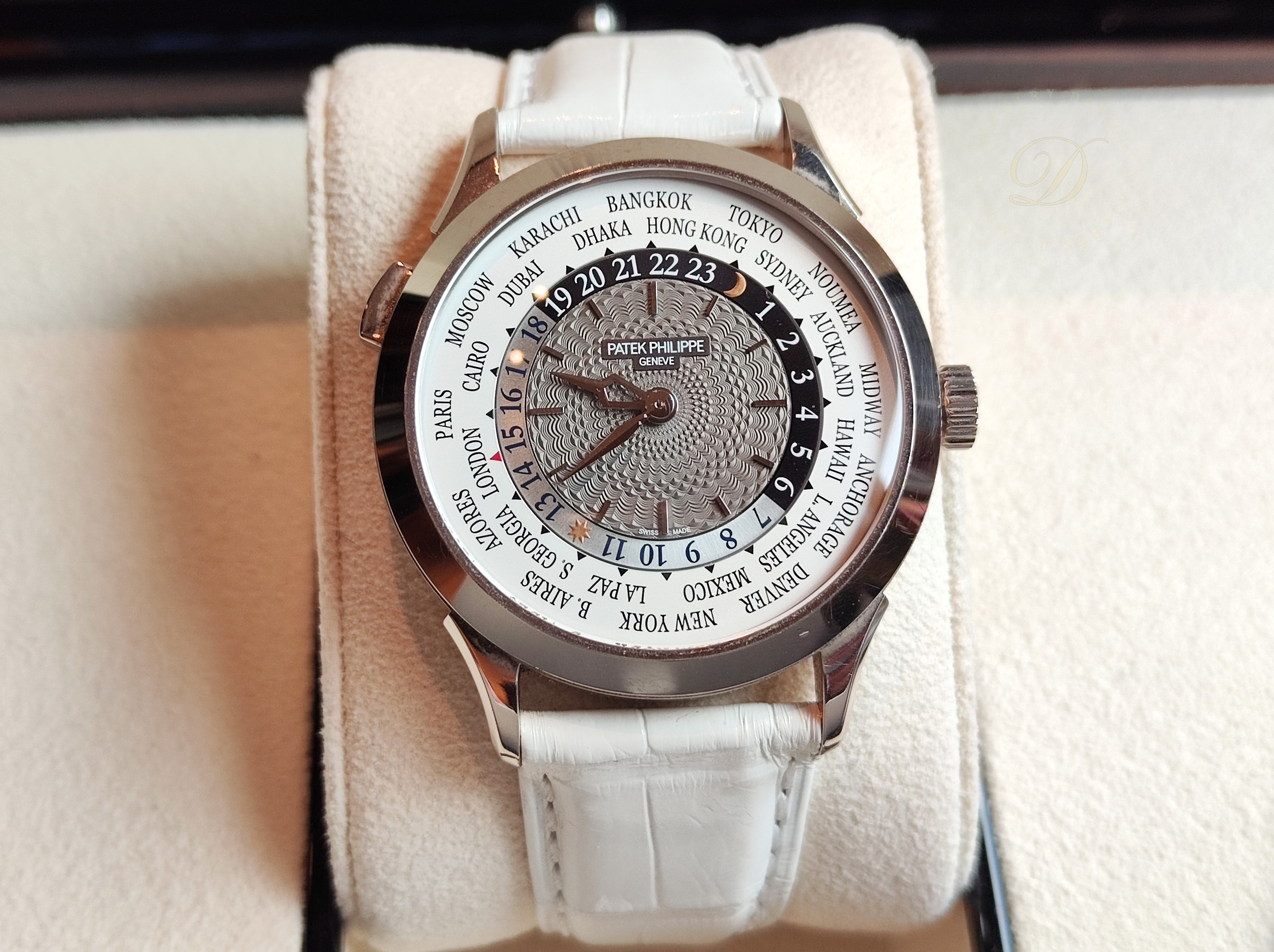 PP 百達翡麗 5230G-001 世界時區 白金材質 錶徑38.5mm 灰色編織圖案 日夜顯示~原廠盒單 5230