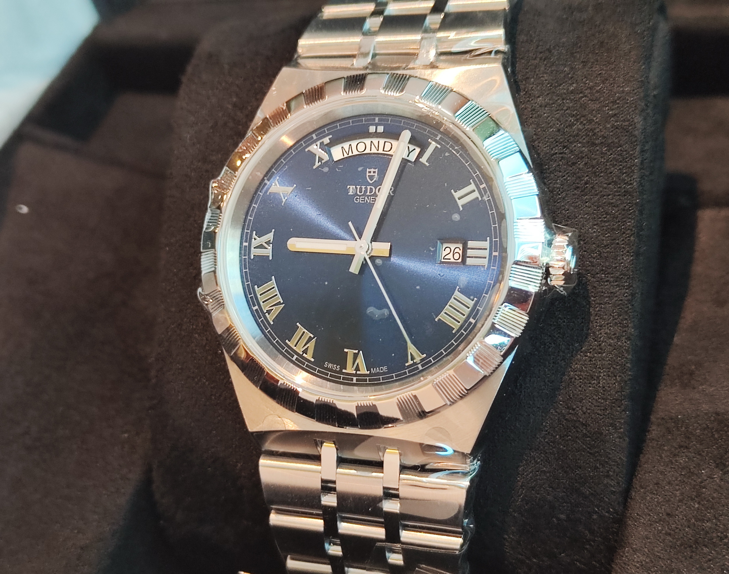 帝舵 TUDOR 全新 2026 皇家 28600 藍色面盤 大錶徑41mm 自動上鍊 DAY-DATE 羅馬數字~原廠盒單 2026 3