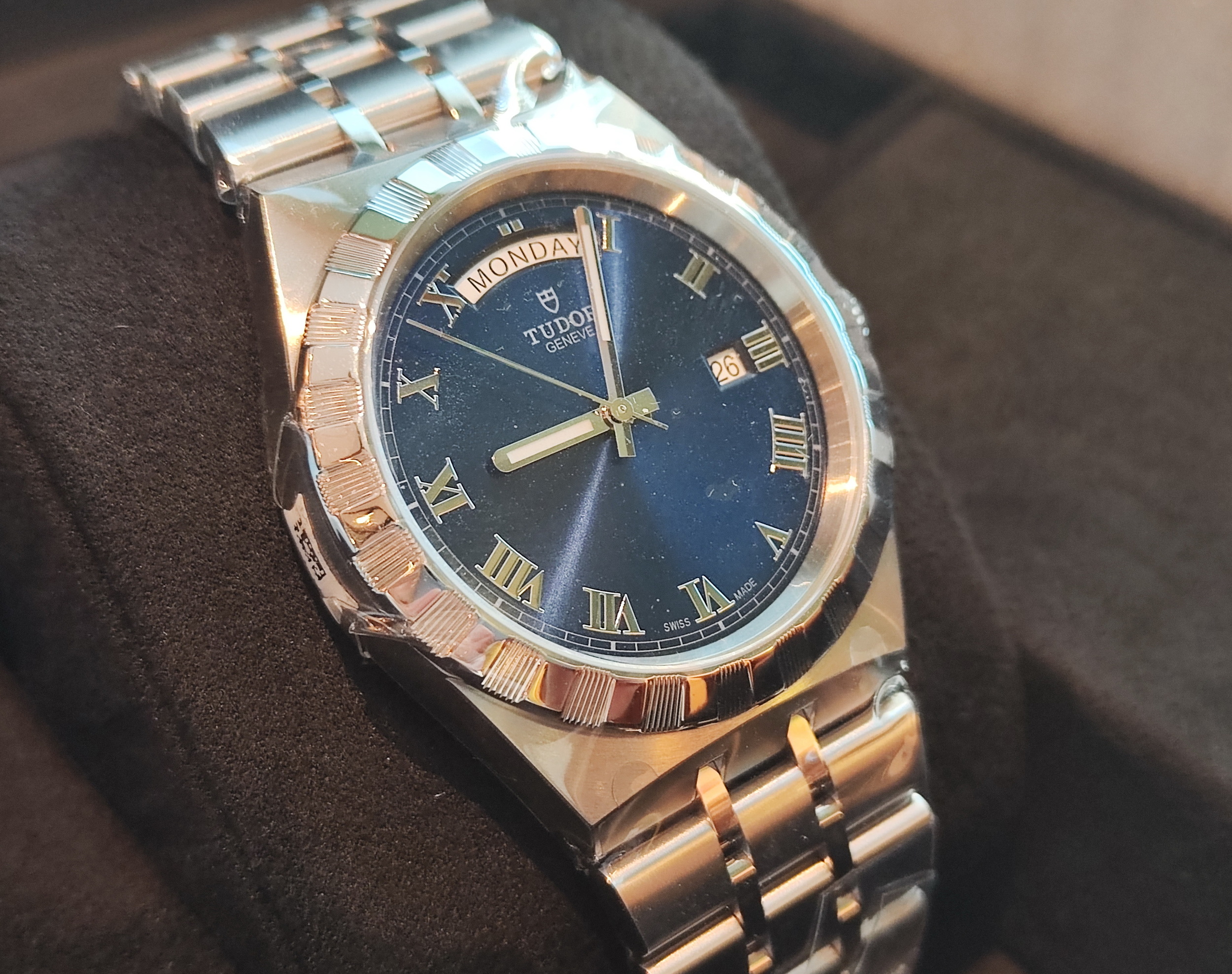 帝舵 TUDOR 全新 2026 皇家 28600 藍色面盤 大錶徑41mm 自動上鍊 DAY-DATE 羅馬數字~原廠盒單 2026 2