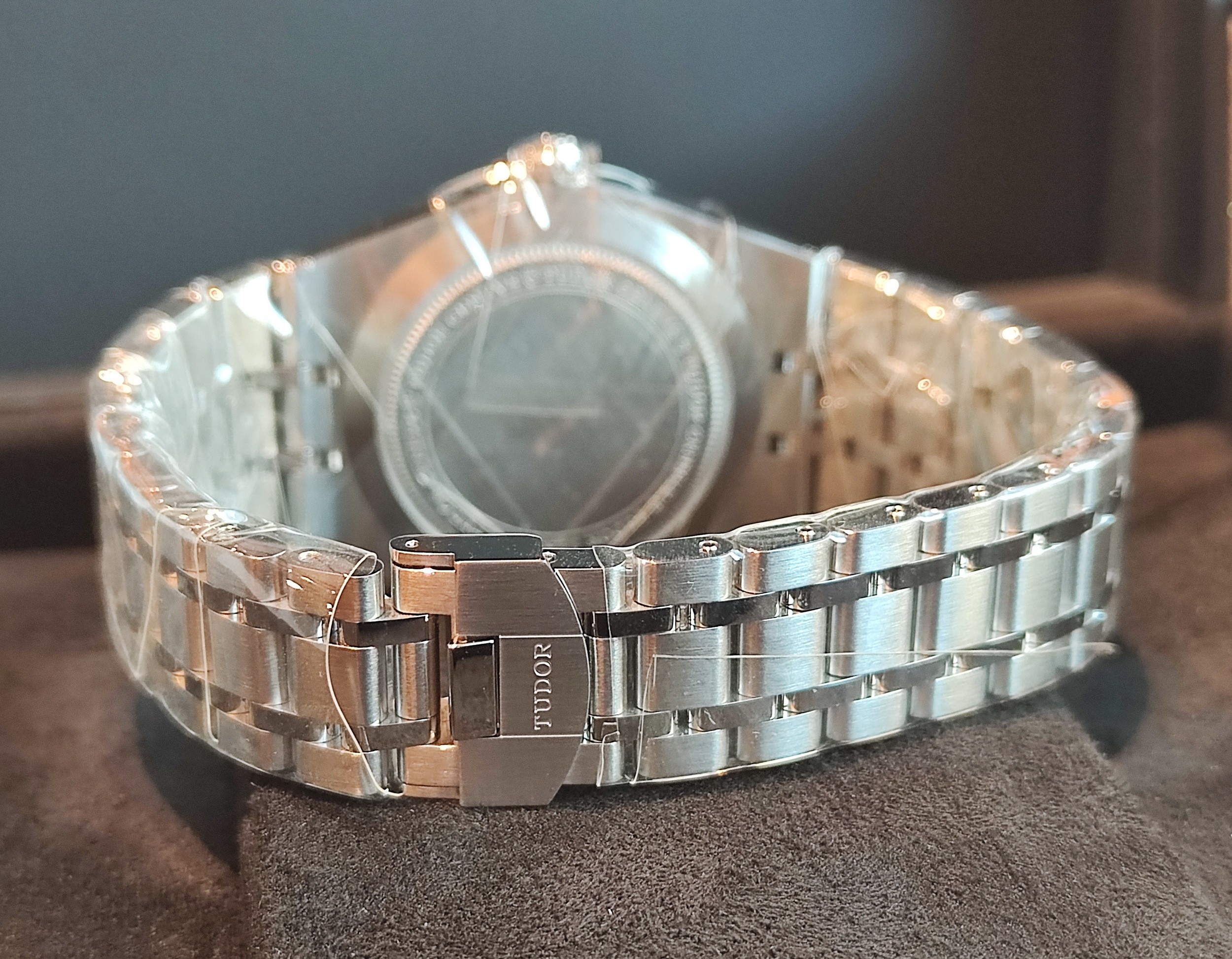 帝舵 TUDOR 全新 2026 皇家 28600 藍色面盤 大錶徑41mm 自動上鍊 DAY-DATE 羅馬數字~原廠盒單 2026 5