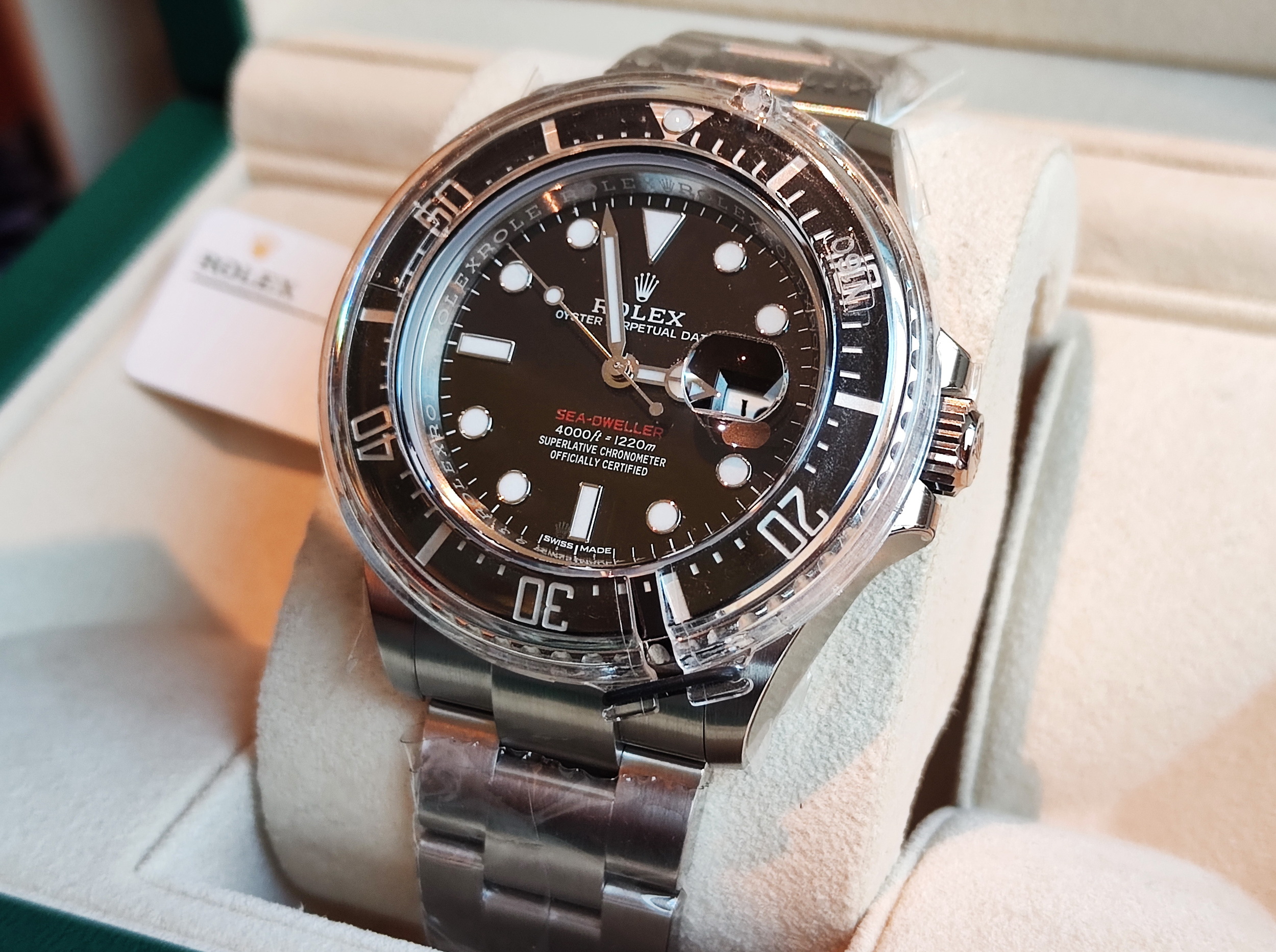 勞力士 全新 126600 紅字海使 MK1無皇冠 大錶徑43mm 自動上鍊 陶瓷圈~原廠盒單 未使用品 2