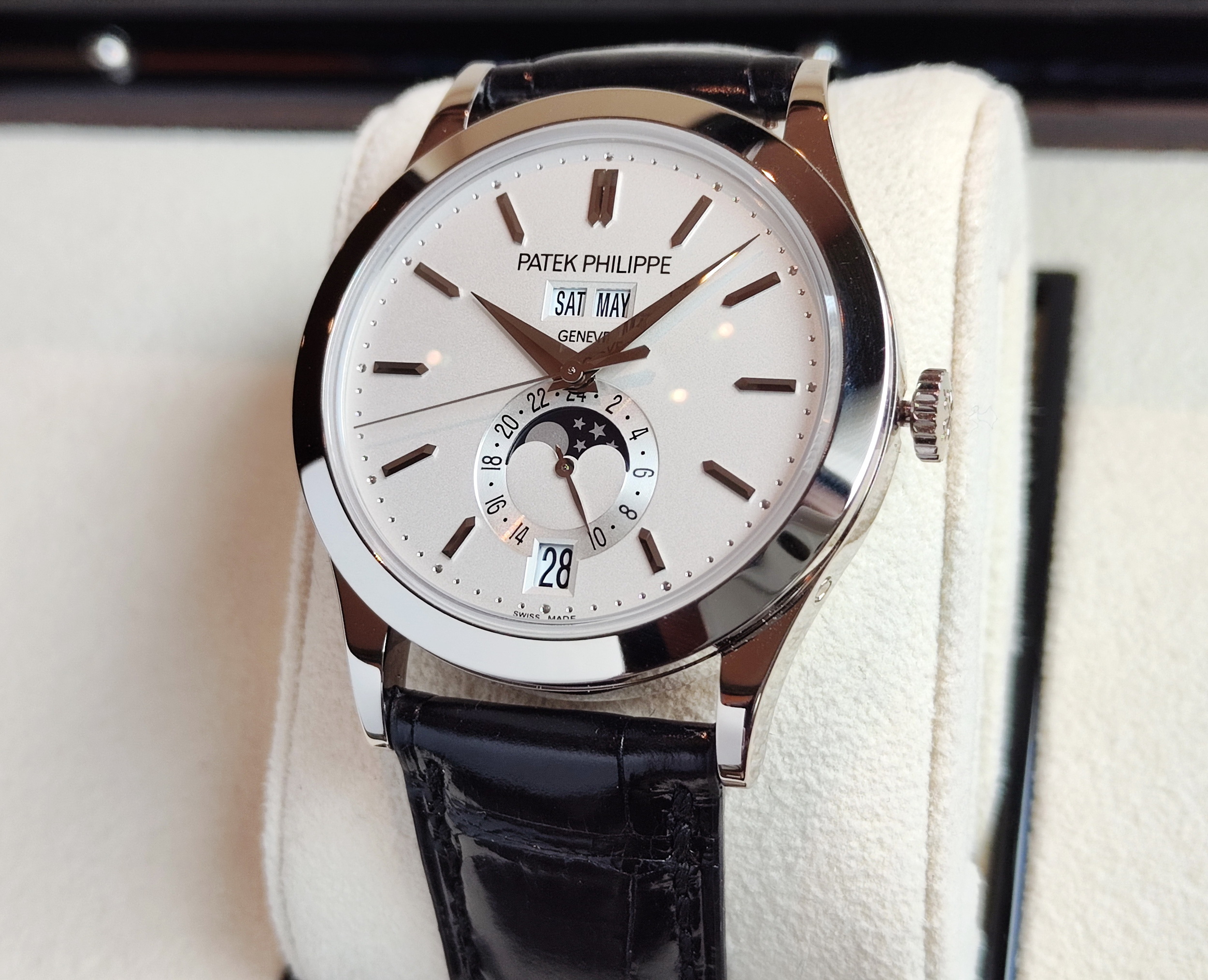 PP 百達翡麗 5396G-011 年曆 月相 錶徑38.5mm 白金材質 自動上鍊~原廠盒單 5396 3