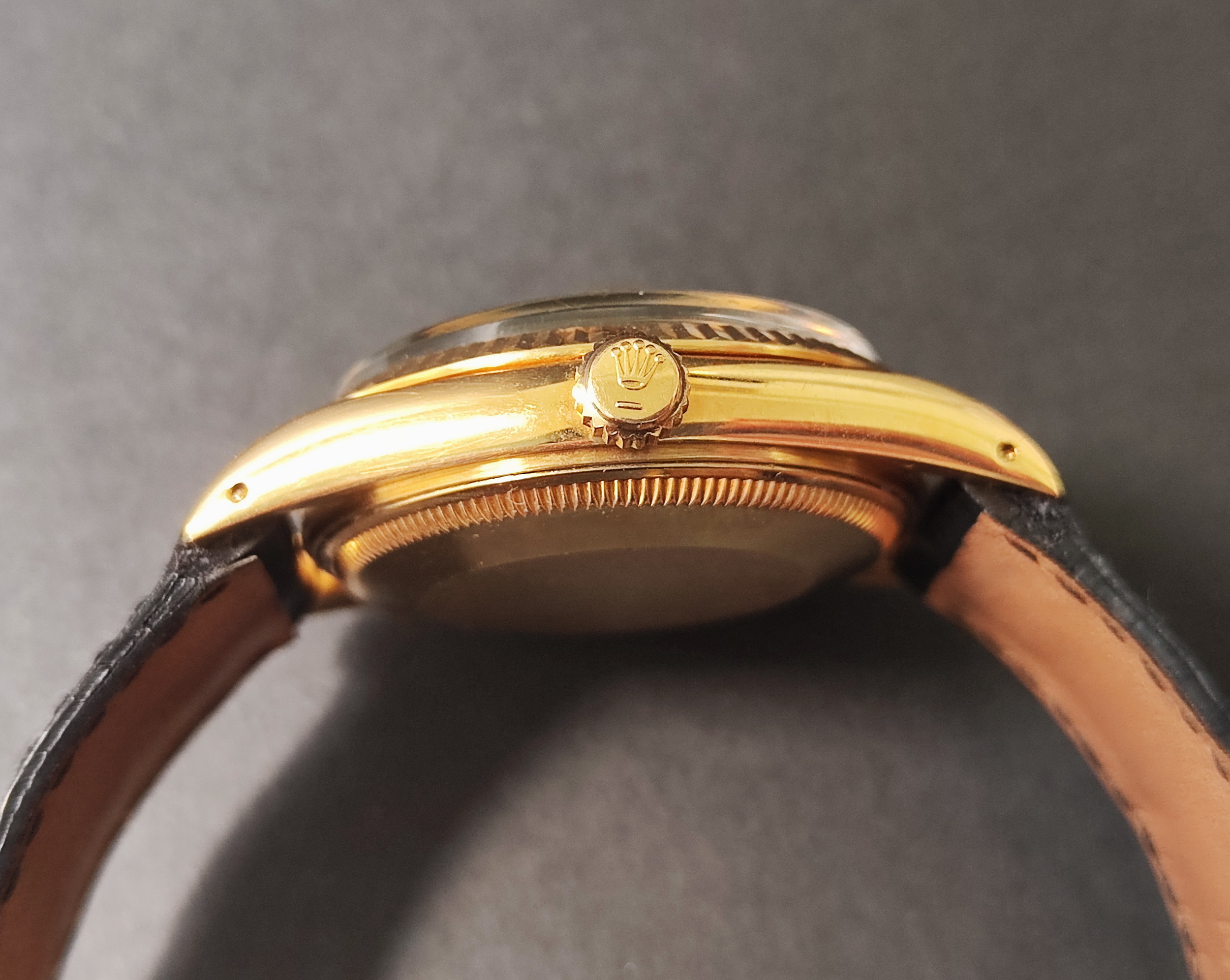 勞力士 15038 蠔式日誌 DATE 紅蟳 錶徑34mm 自動上鍊 金色面盤~原廠盒單 16238 5