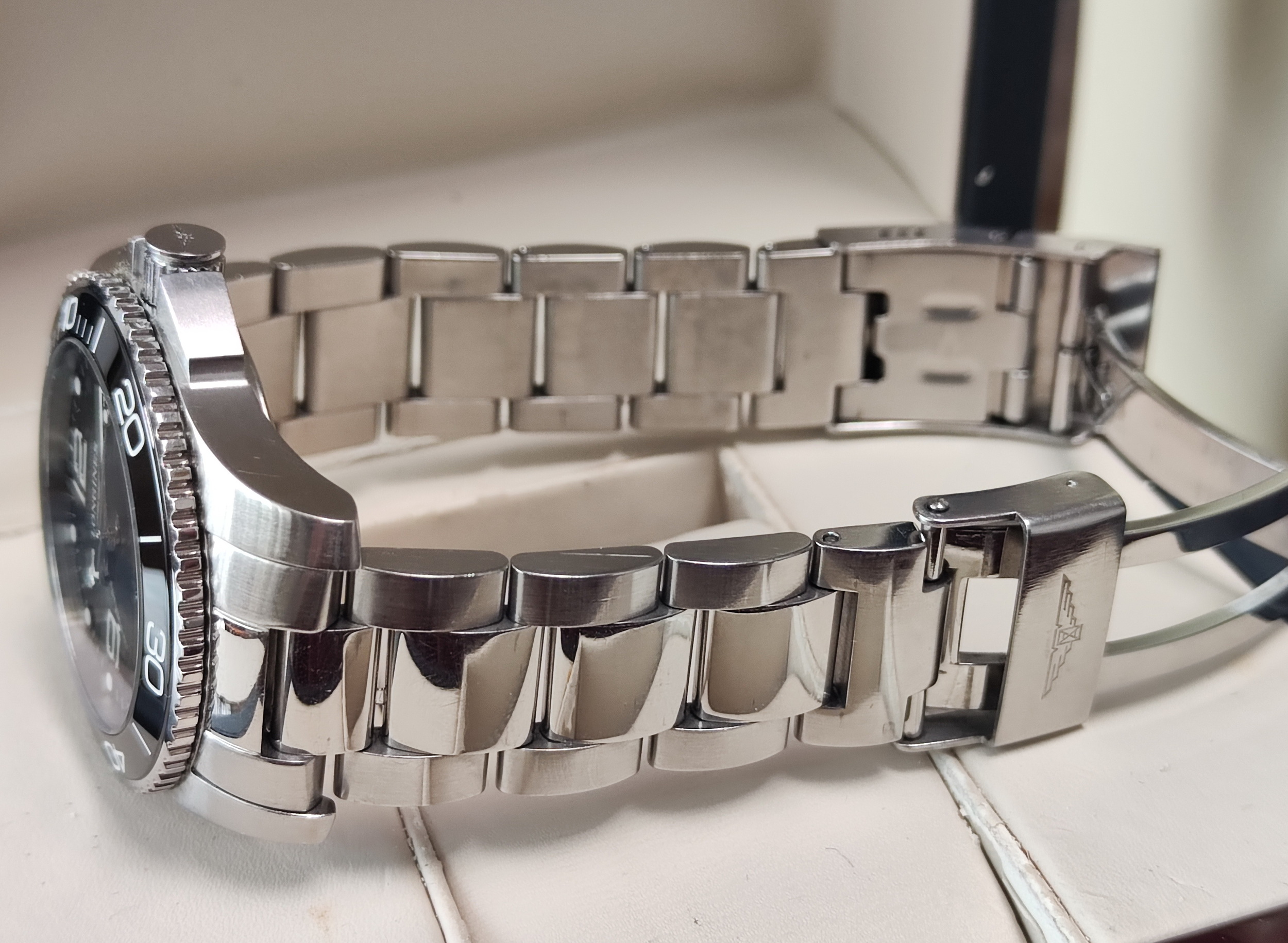 浪琴 深海征服者 大錶徑41mm 黑色陶瓷圈 自動上鍊 浪鬼 黑水鬼~原廠盒單 2018AD 6