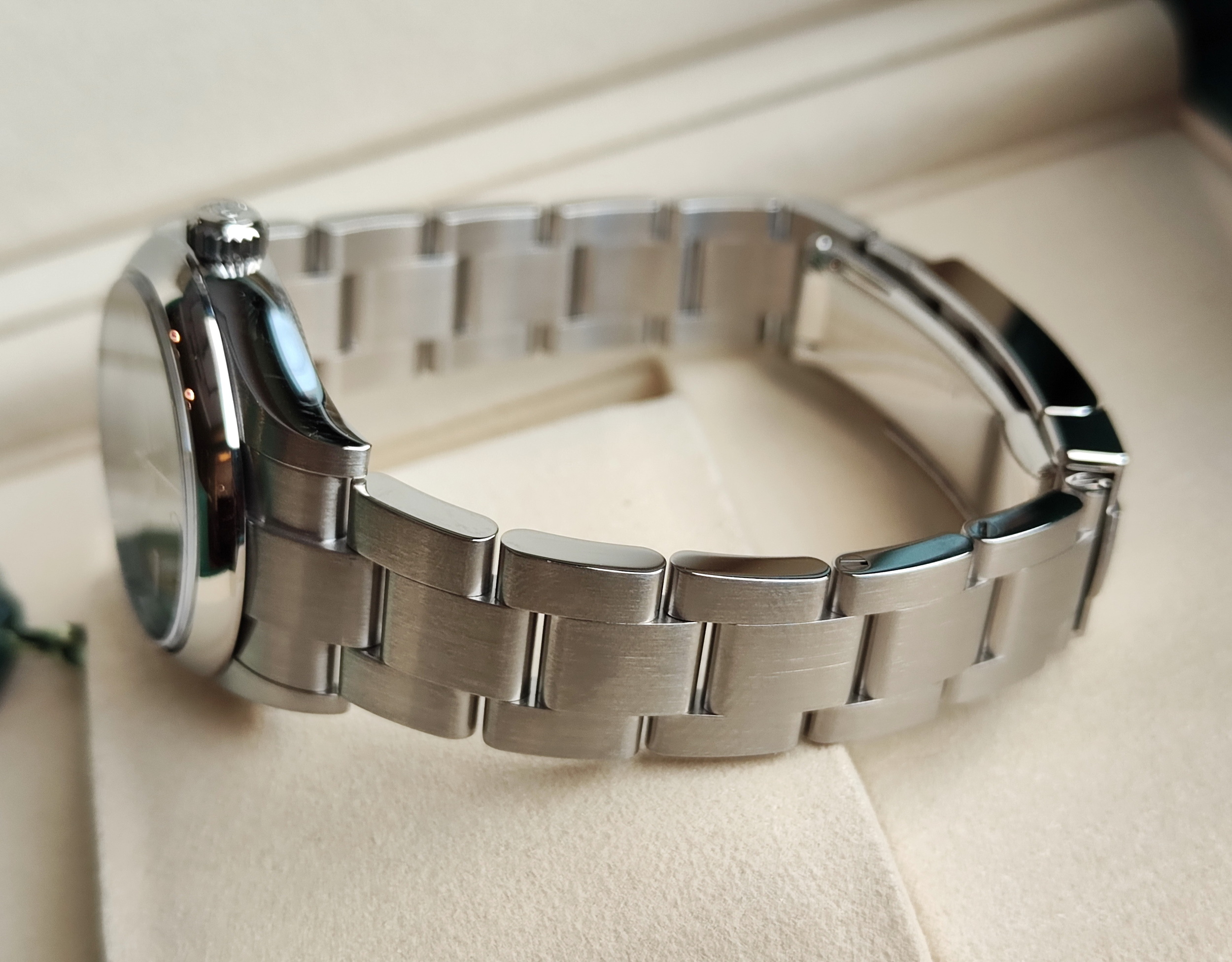 勞力士 全新 277200 開心果綠色面盤 錶徑31mm 自動上鍊 OP 124200可參考~原廠盒單 2026 4