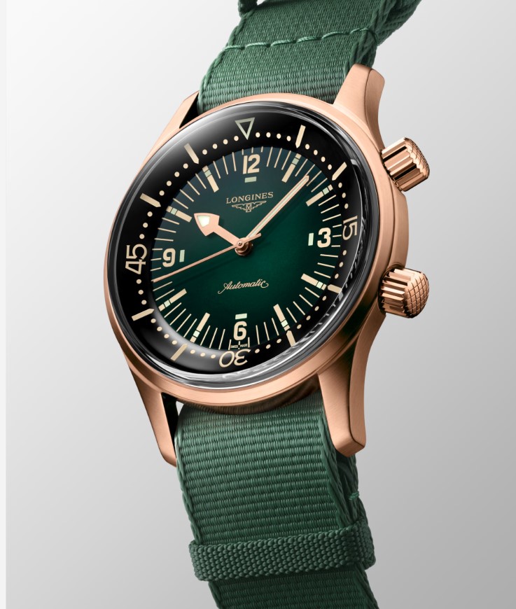 浪琴 全新 Legend Diver 青銅錶殼 漸層綠色面盤 大錶徑42mm 自動上鍊 BRONZE~原廠盒單 2025AD 4