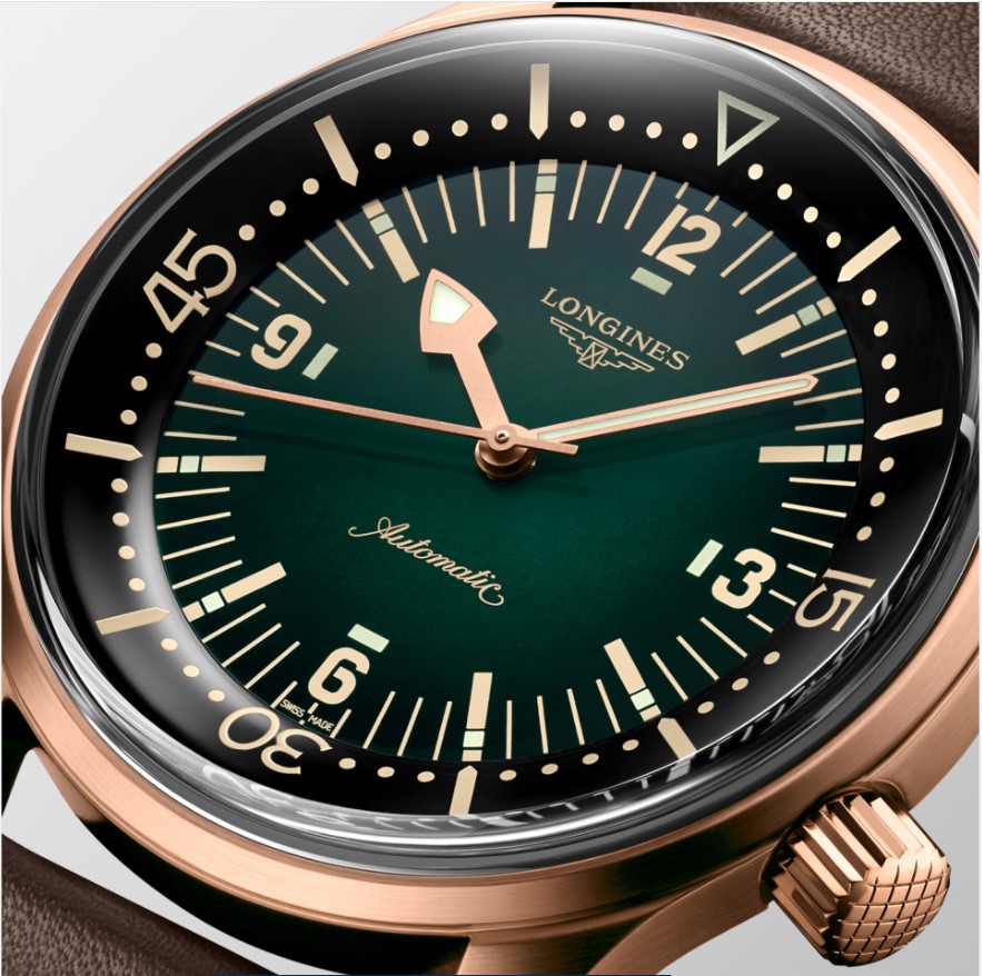 浪琴 全新 Legend Diver 青銅錶殼 漸層綠色面盤 大錶徑42mm 自動上鍊 BRONZE~原廠盒單 2025AD 2