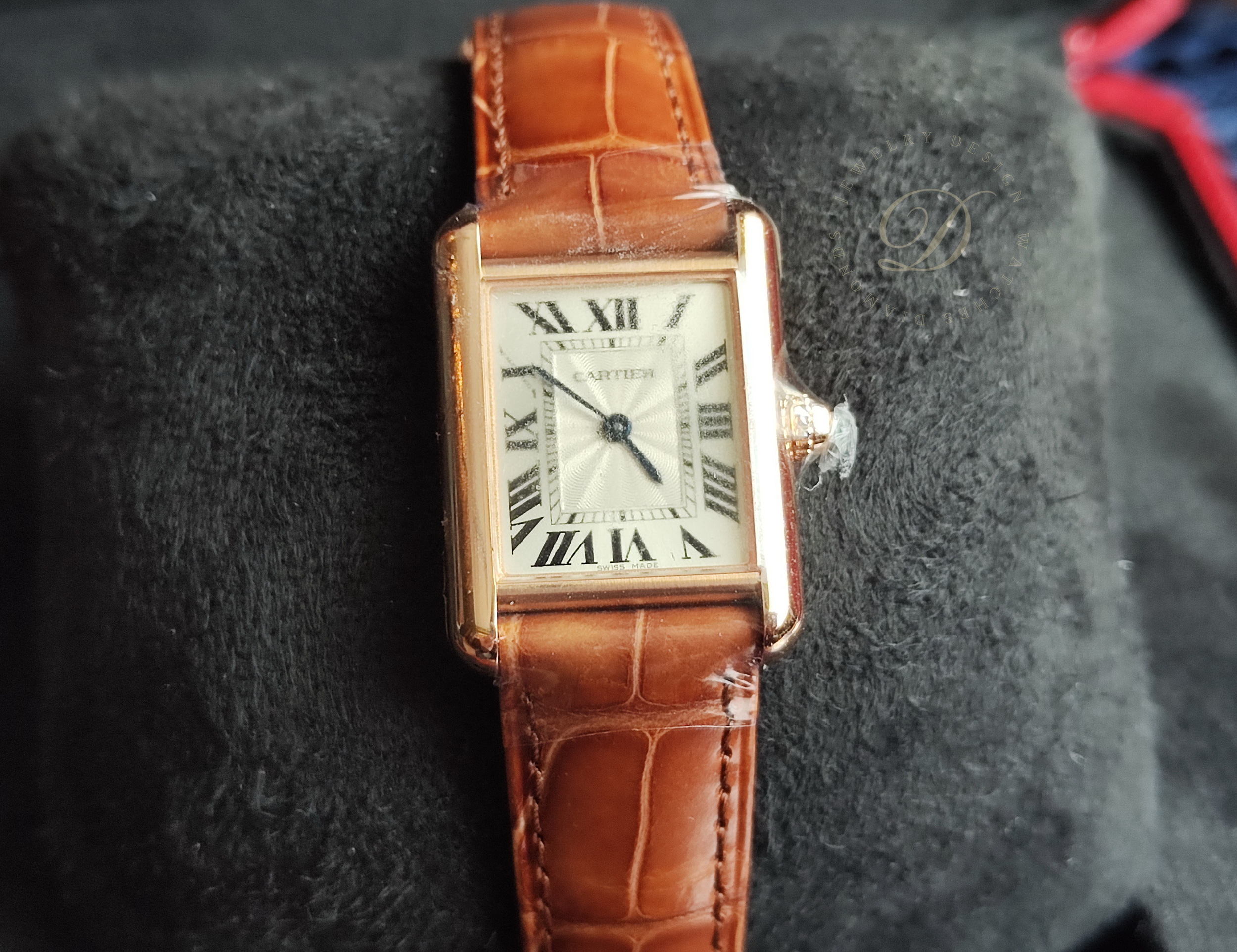 卡地亞 CARTIER 全新 Tank Louis坦克 玫瑰金 手上鍊機芯 羅馬數字 小型款~原廠盒單 2026