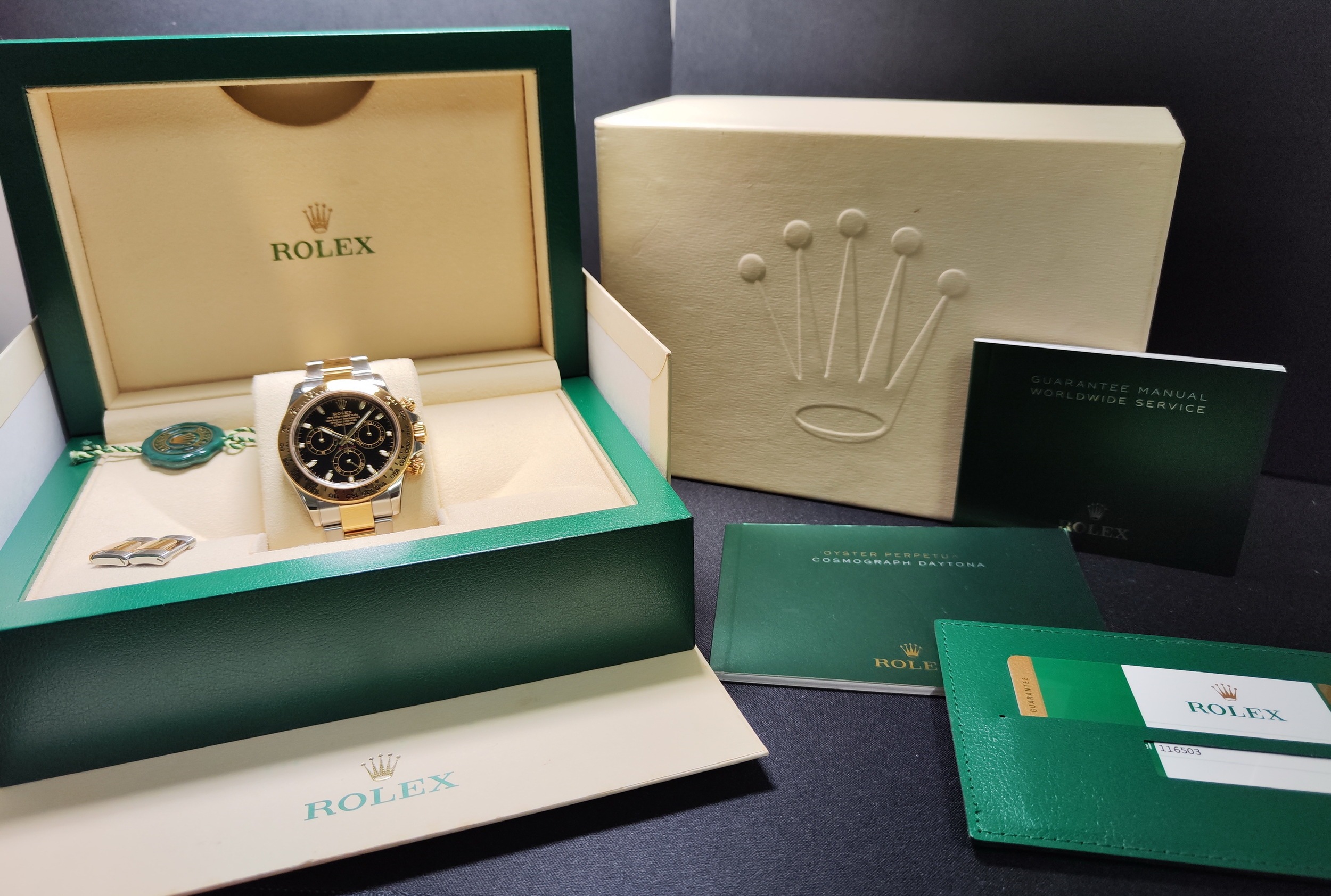 勞力士 116503 半金黑 迪通納 錶徑40mm 計時功能 DAYTONA 自動上鍊~原廠盒單 2020 8