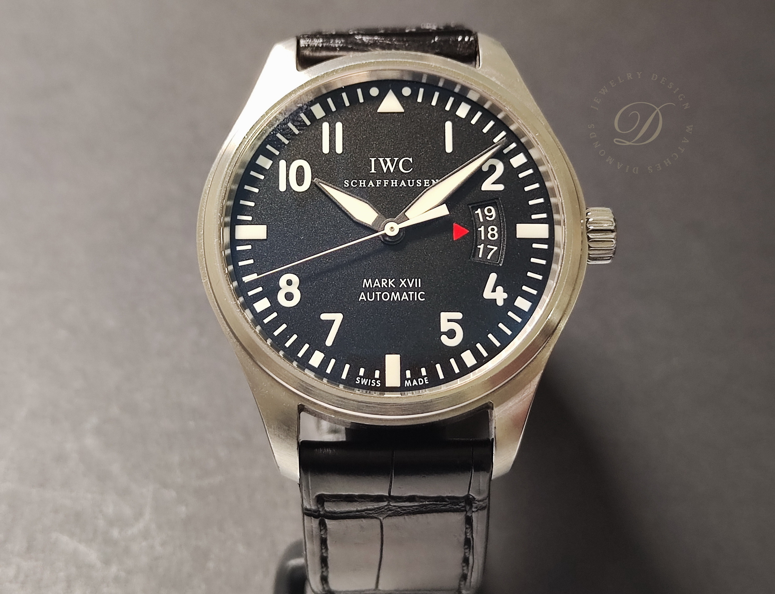 萬國 IWC 馬克17 飛行員系列 錶徑41mm 自動上鍊 扇型日期窗~原廠盒單 國內AD