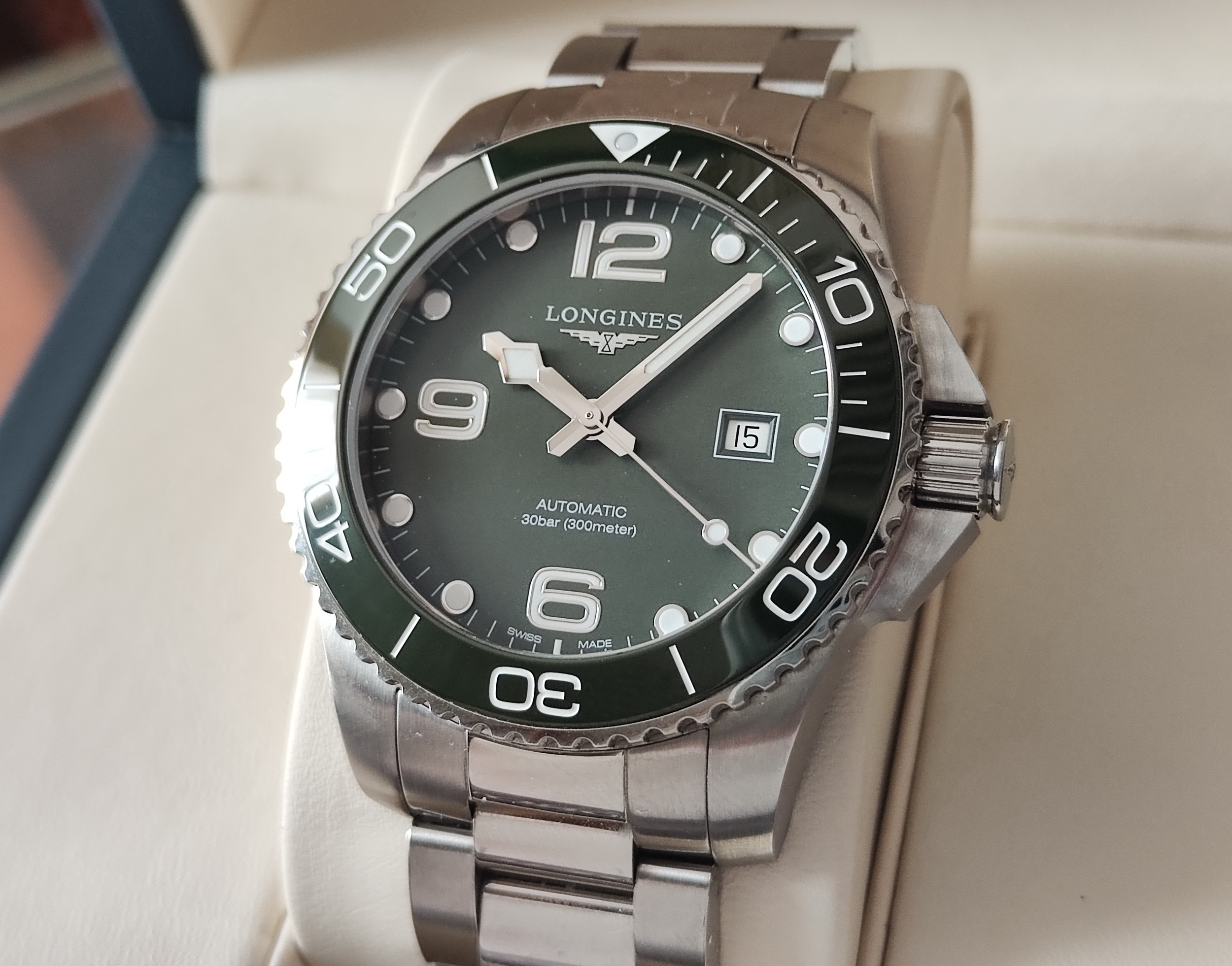 浪琴 深海征服者 大錶徑43mm 綠色陶瓷圈 自動上鍊 浪鬼 綠水鬼~原廠盒單 2023AD 2